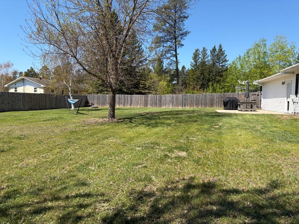 514 2nd St NW, Menahga, MN 56464
