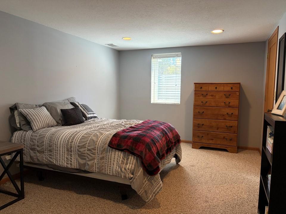 514 2nd St NW, Menahga, MN 56464