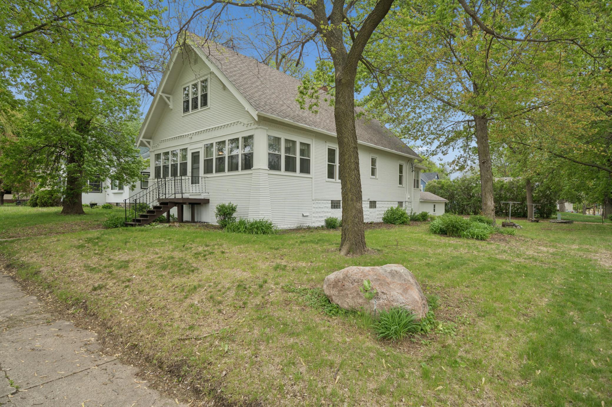 390 Mcgrann St, Green Isle, MN 55338
