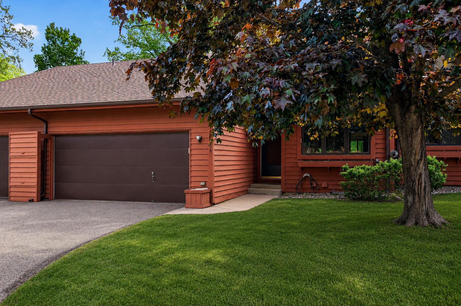 10779 53rd Ave N, Plymouth, MN 55442
