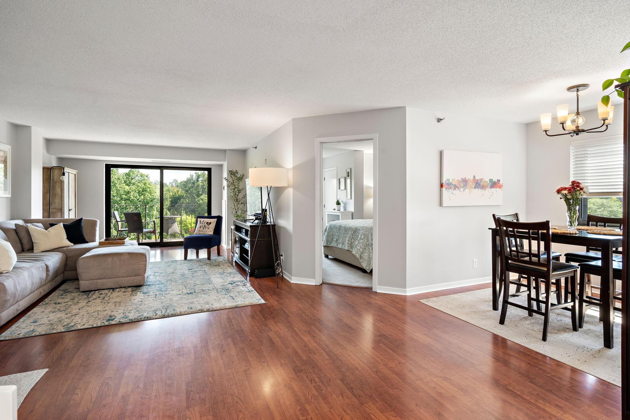 3131 Excelsior Blvd #713, Minneapolis, MN 55416