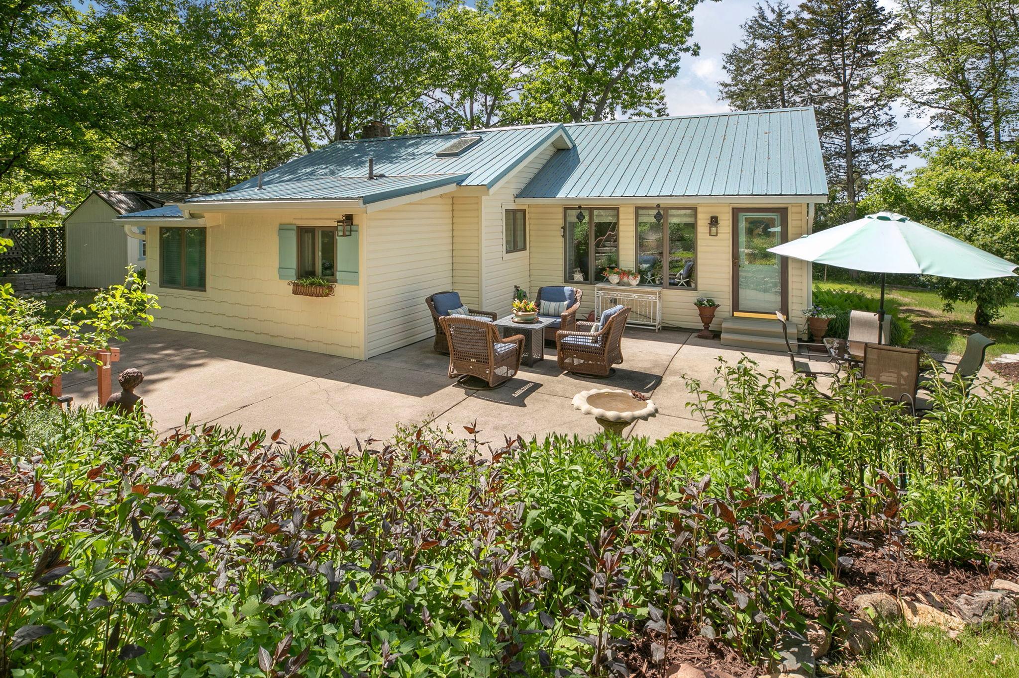 11587 Kimball Ave NW, Annandale, MN 55302