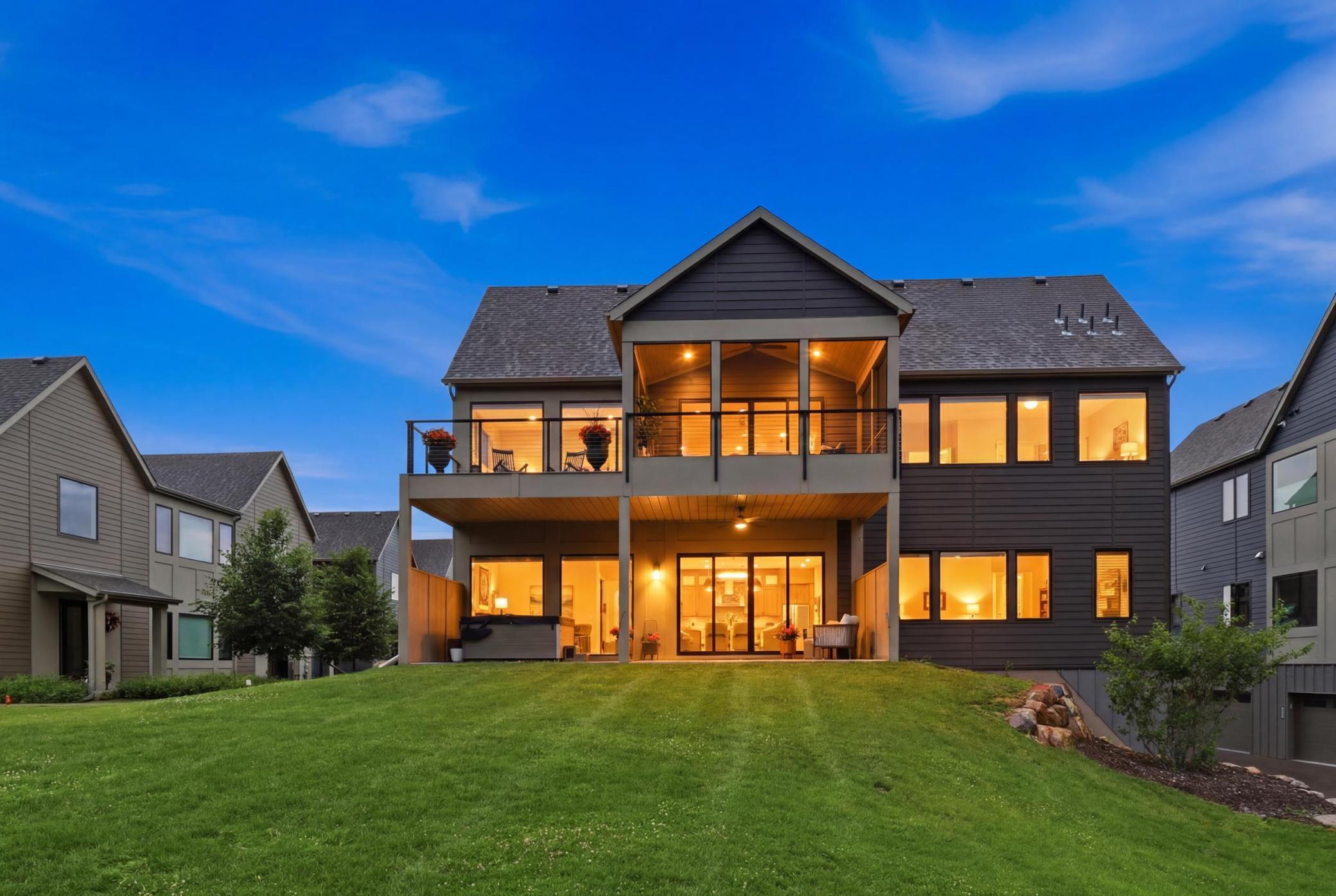 4829 Linden Cove Ln, Savage, MN 55378