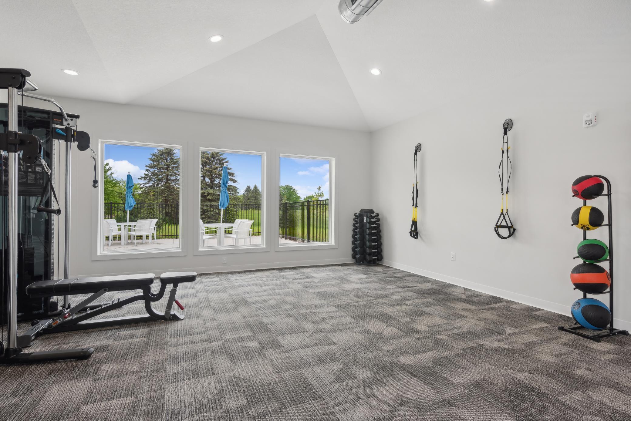 1860 Royal Blvd N, Lake Elmo, MN 55042