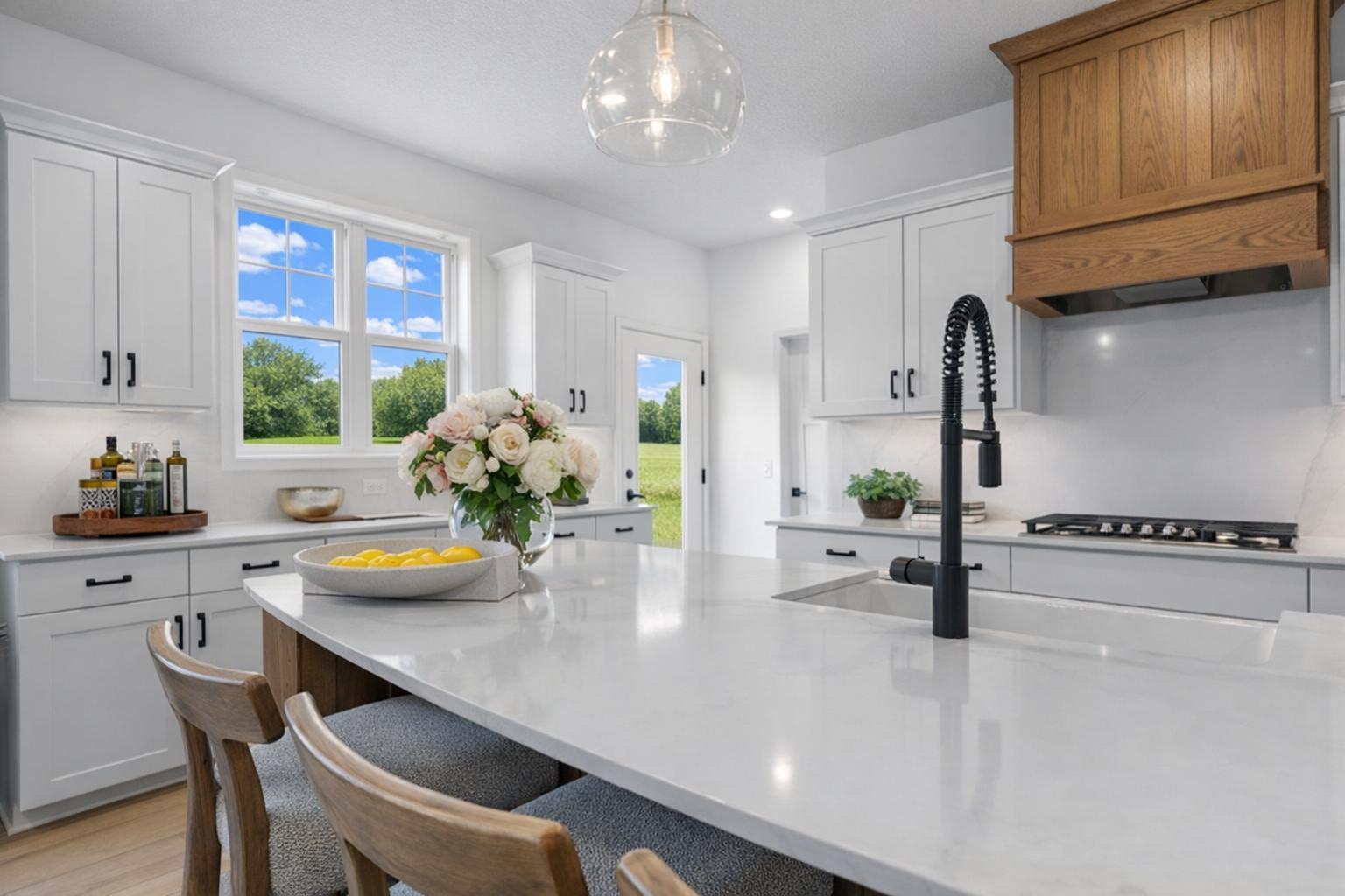 1860 Royal Blvd N, Lake Elmo, MN 55042