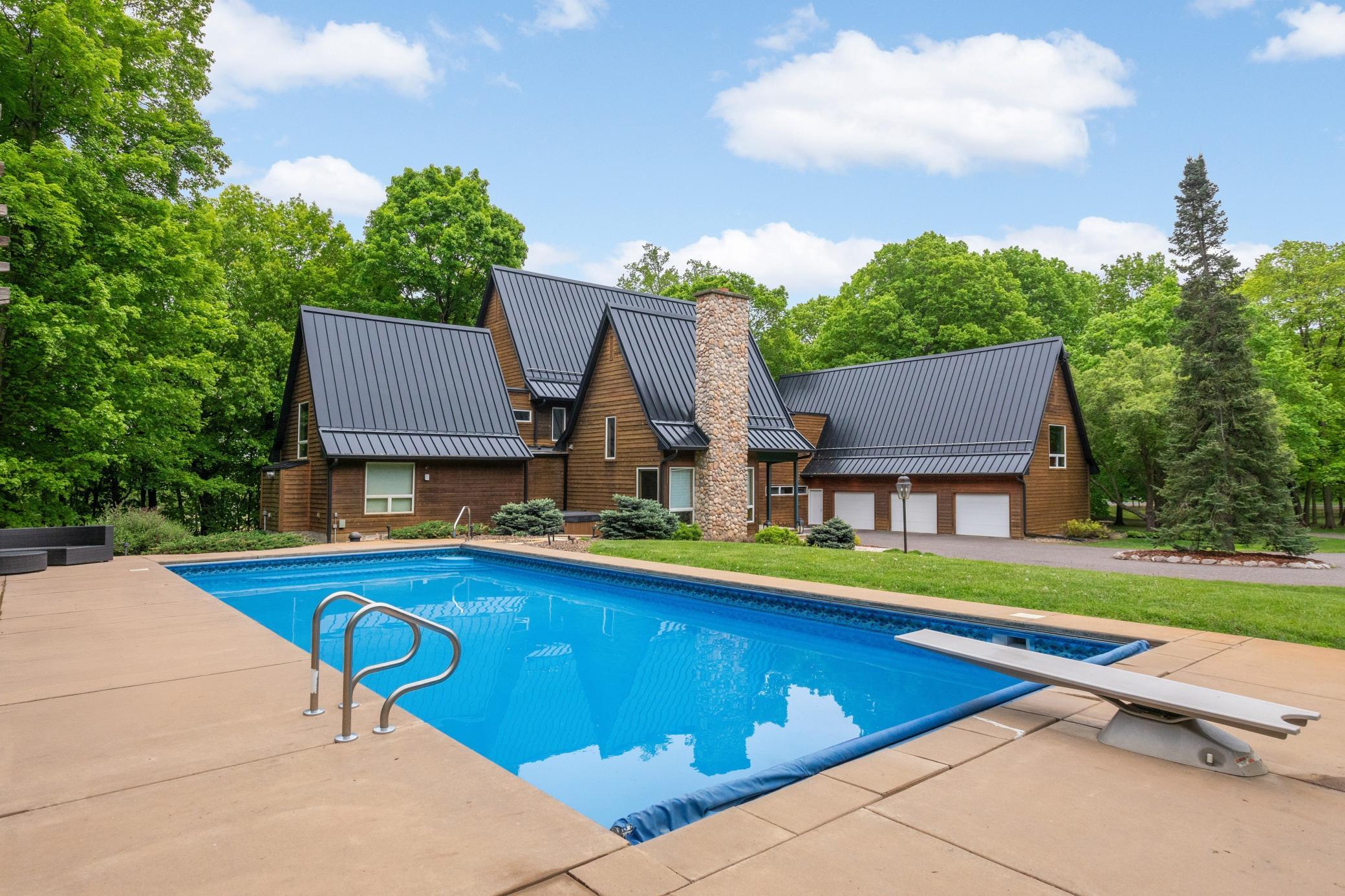 2022 Medina Rd, Medina, MN 55340