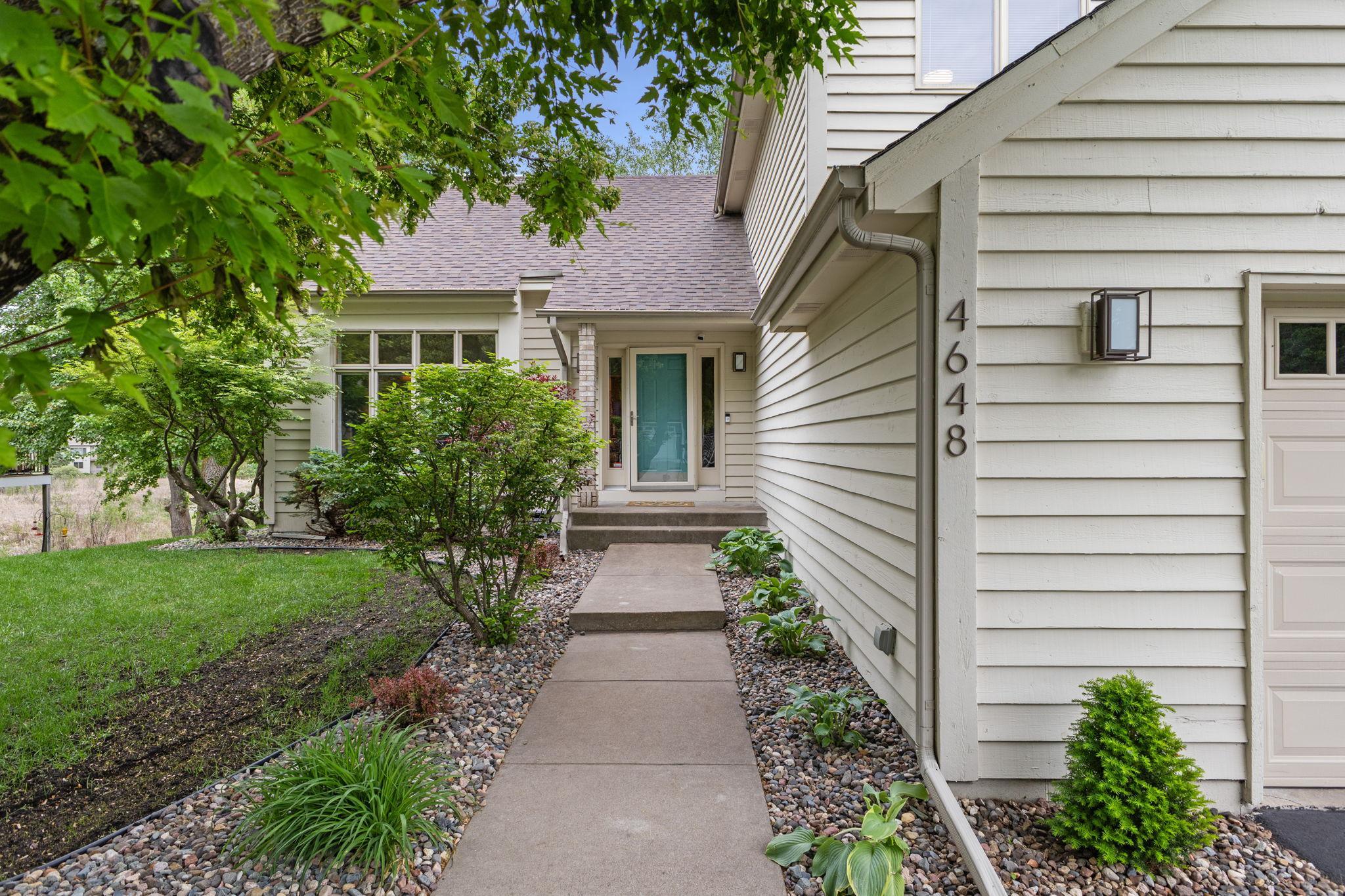 4648 Allendale Dr, White Bear Lake, MN 55127