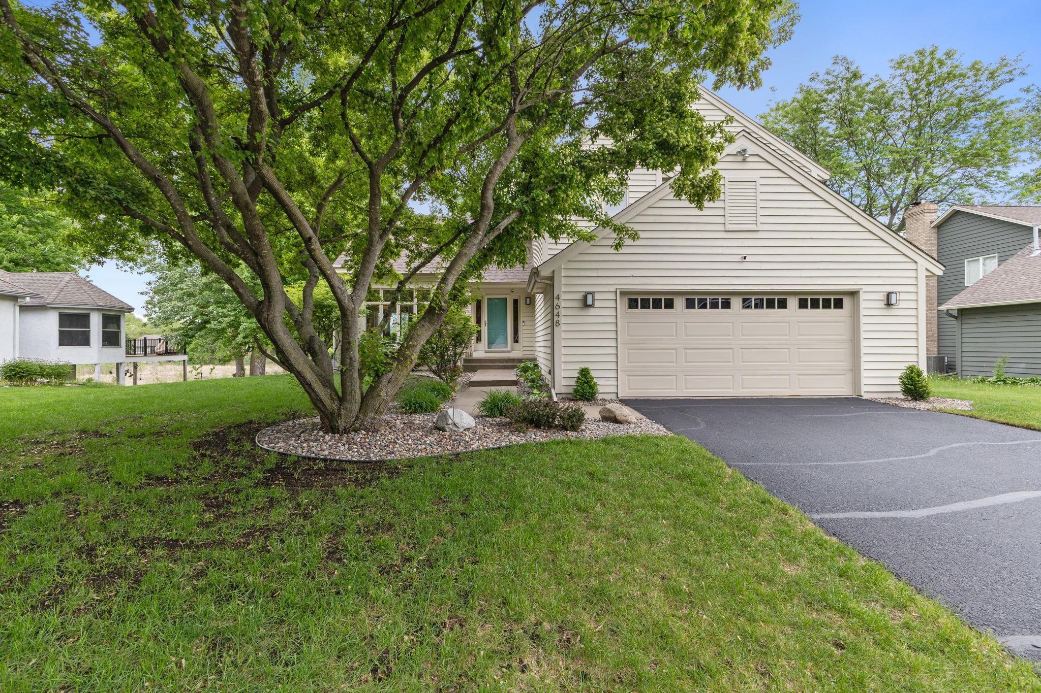 4648 Allendale Dr, White Bear Lake, MN 55127