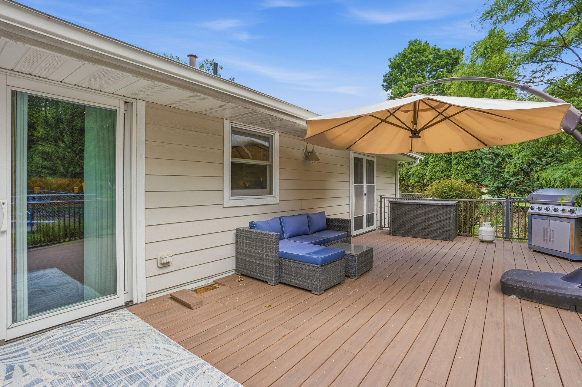 2115 Toledo Ave N, Golden Valley, MN 55422