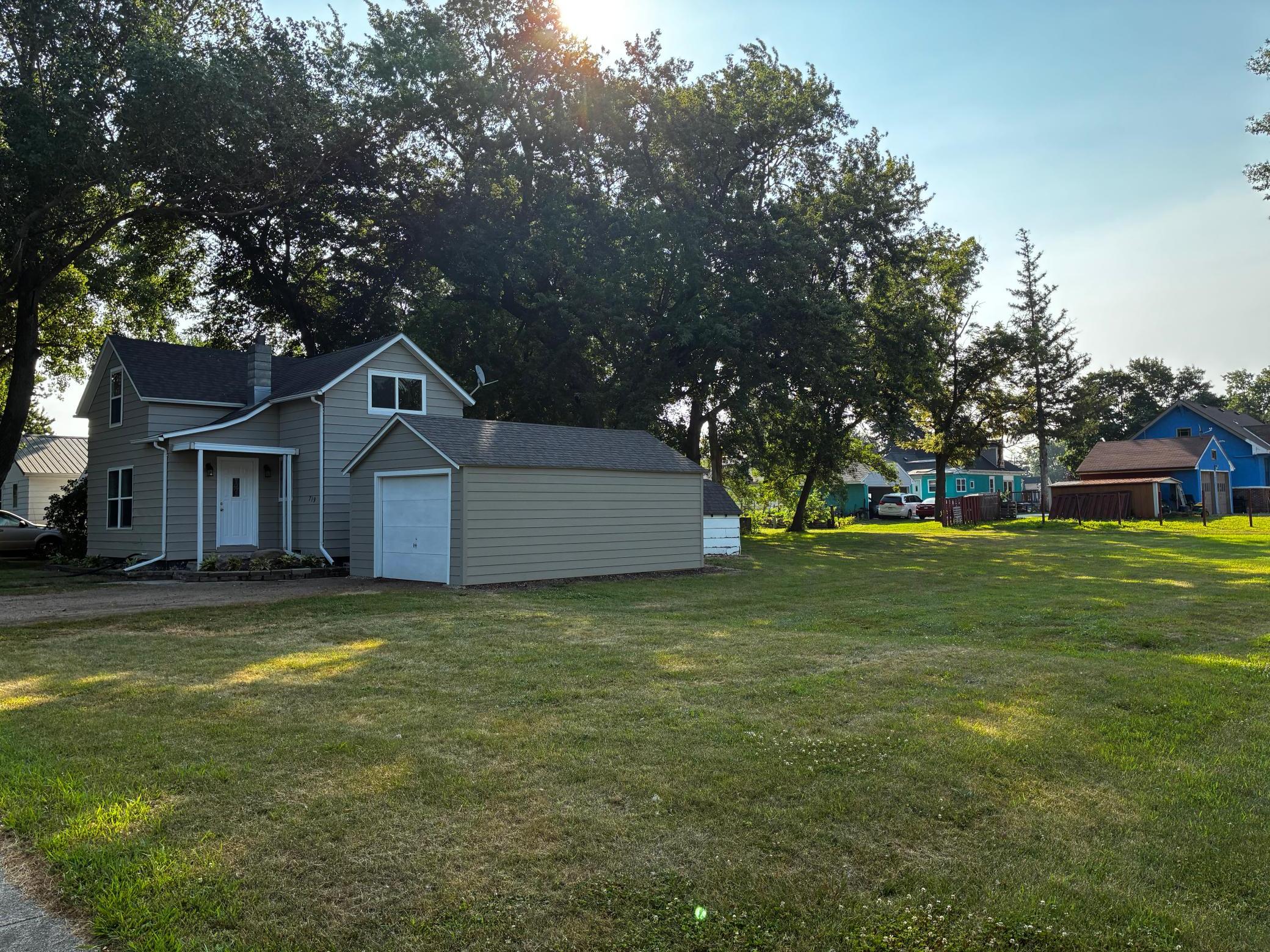 719 2nd Ave, Brewster, MN 56119