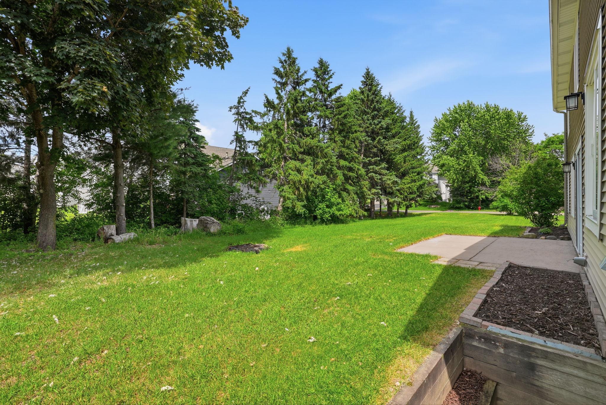7273 Stagecoach Trl, Lino Lakes, MN 55014