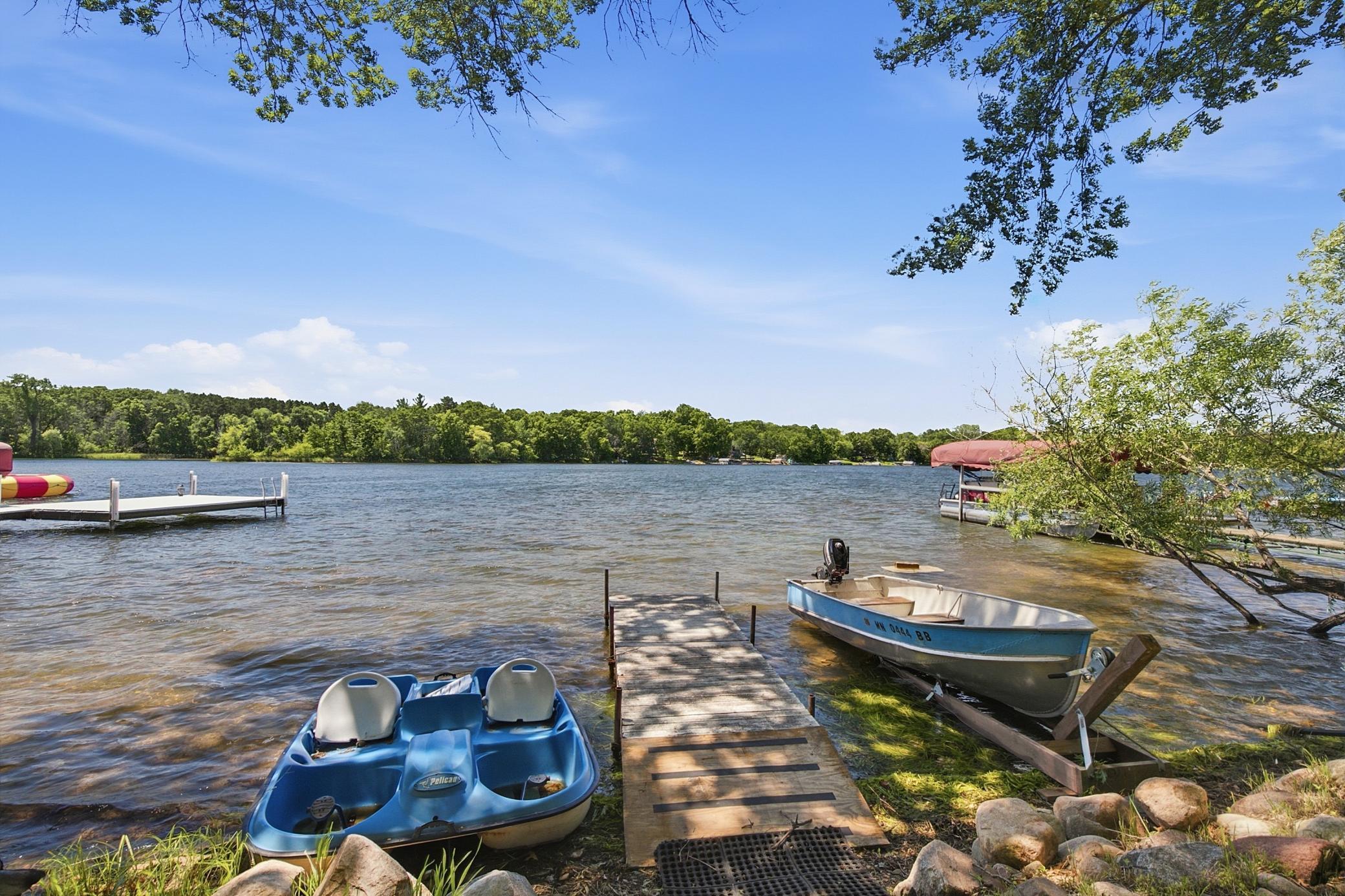 8282 Hidden Bay Ct N, Lake Elmo, MN 55042