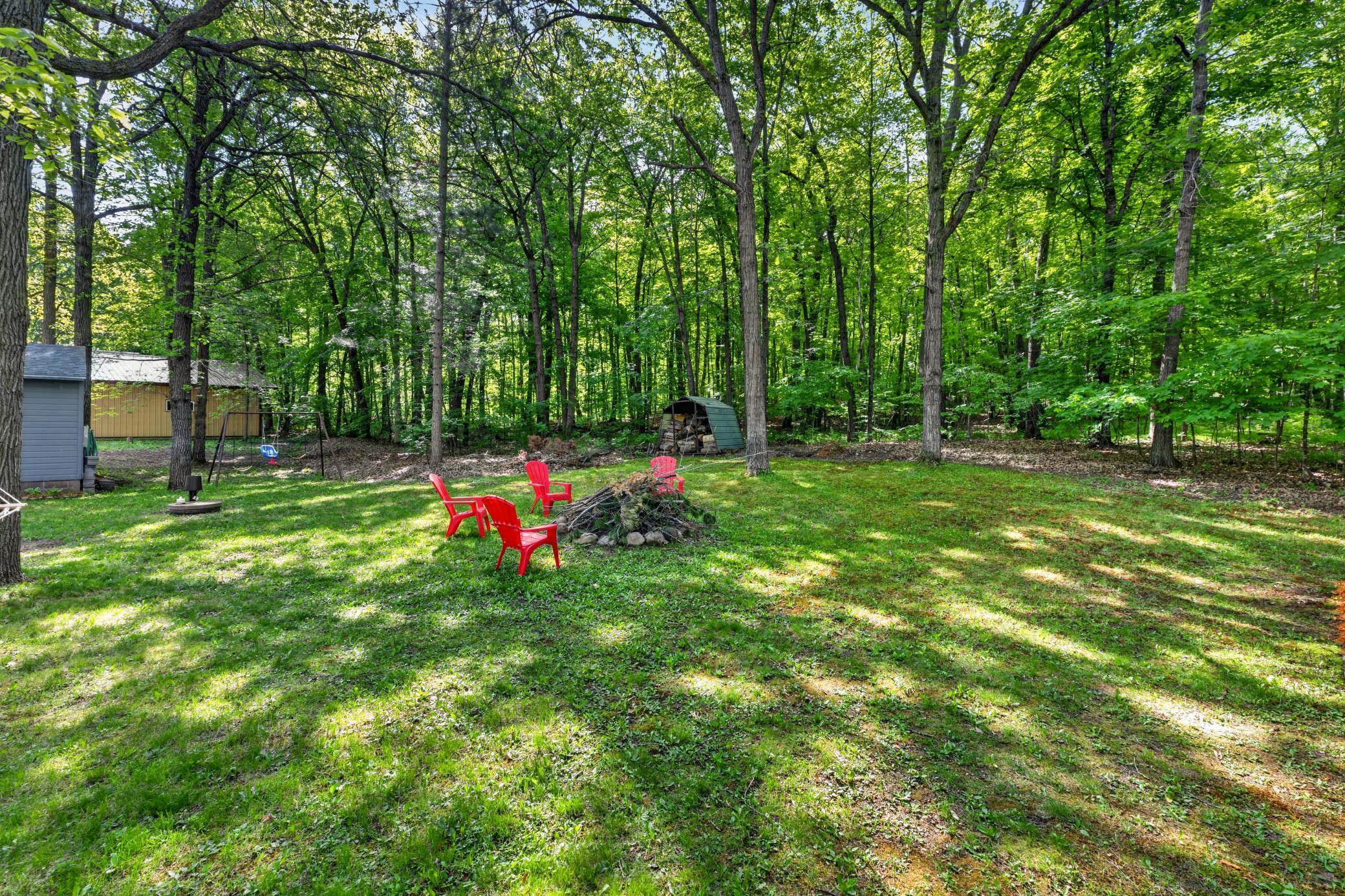 8612 Paradise Beach Rd, Brainerd, MN 56401