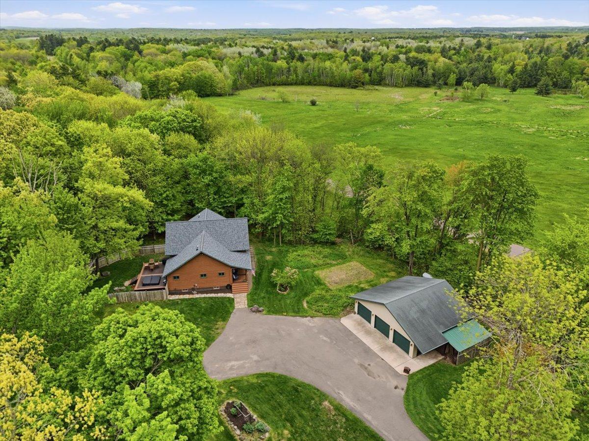 260 4th Ave, Clayton, WI 54004