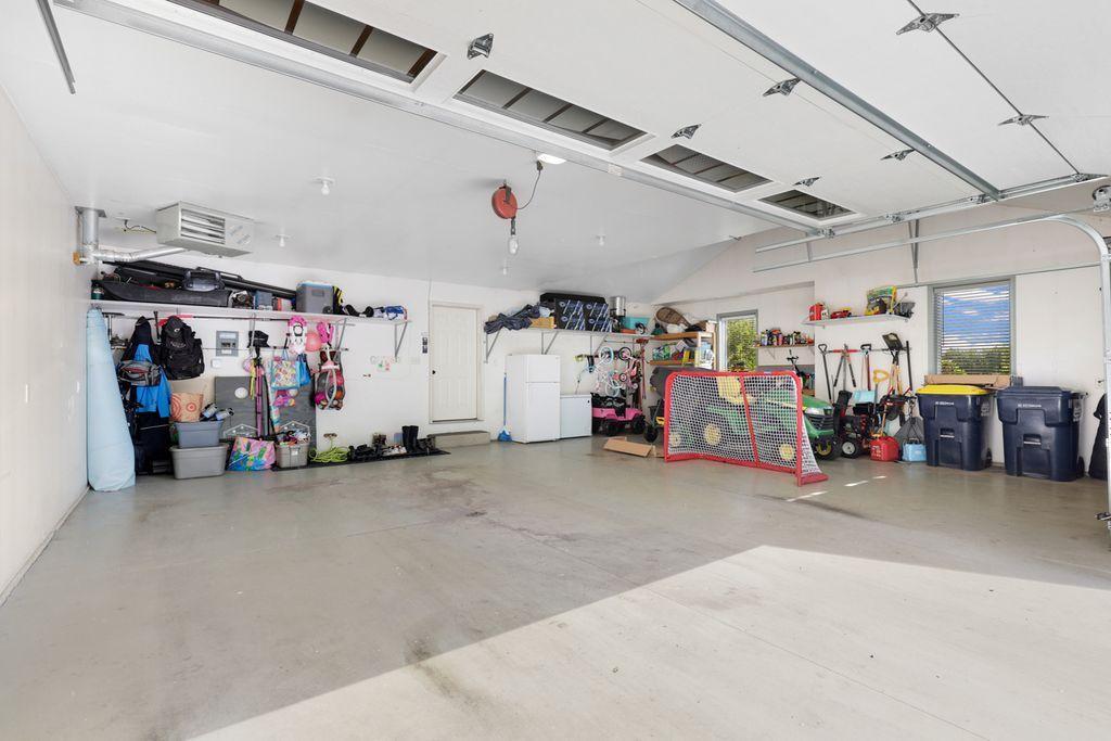 21390 France Blvd, Lakeville, MN 55044