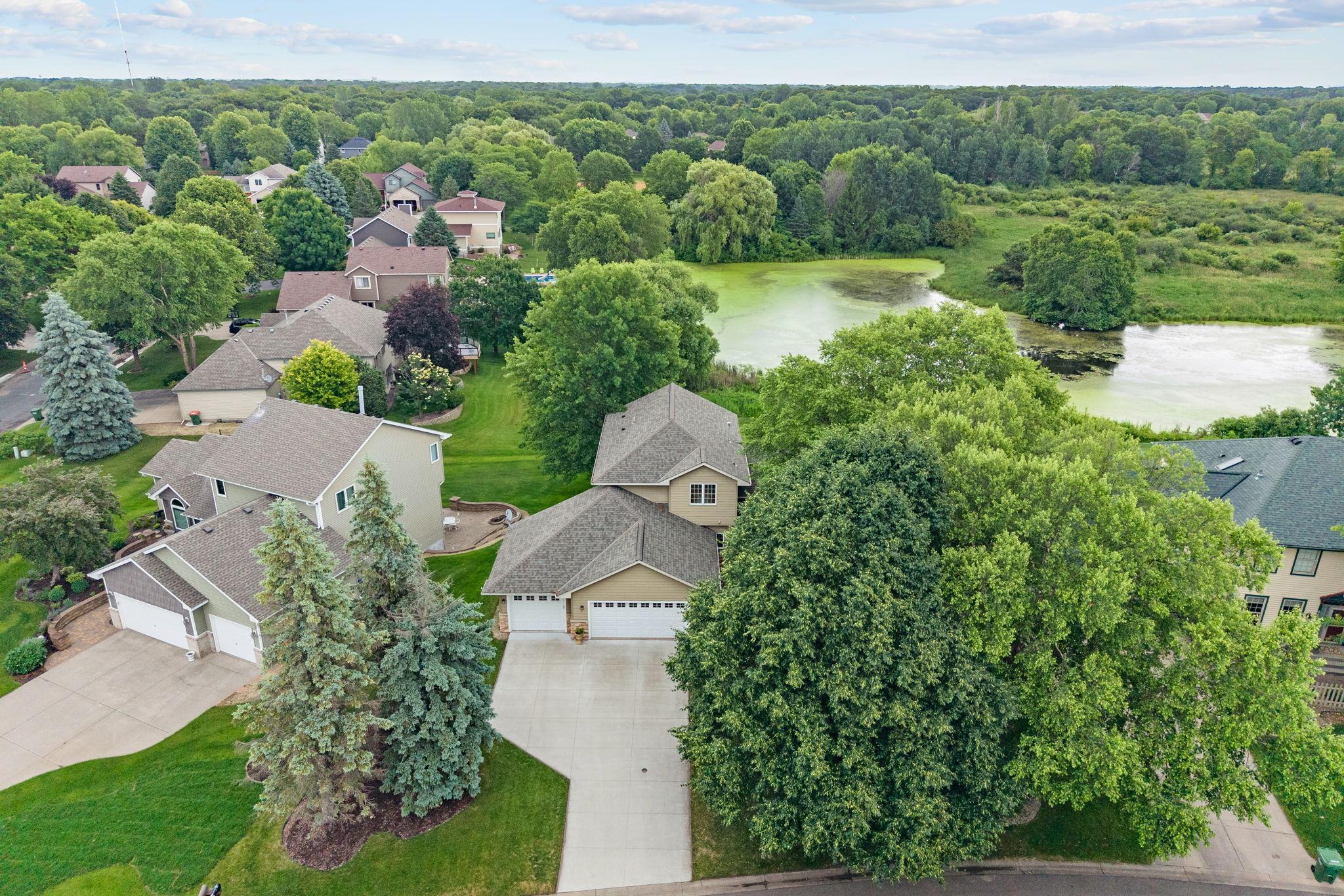 550 Linden Ln, Lino Lakes, MN 55014