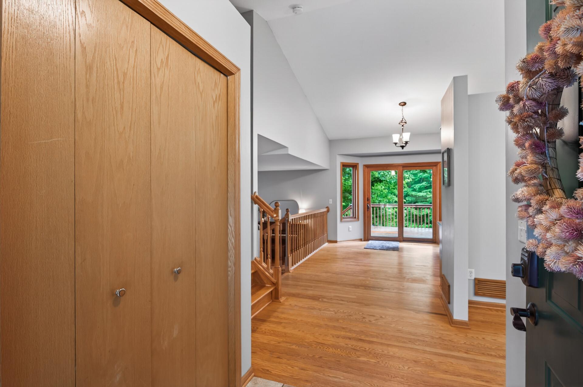 27421 Quinlan Ave, Lindstrom, MN 55045