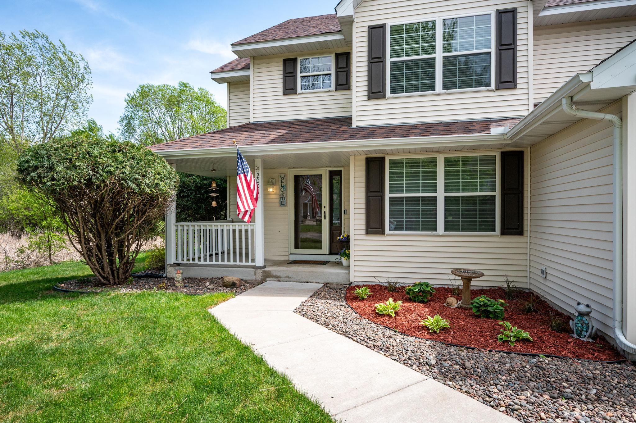2006 Forest Ridge Ln, Buffalo, MN 55313