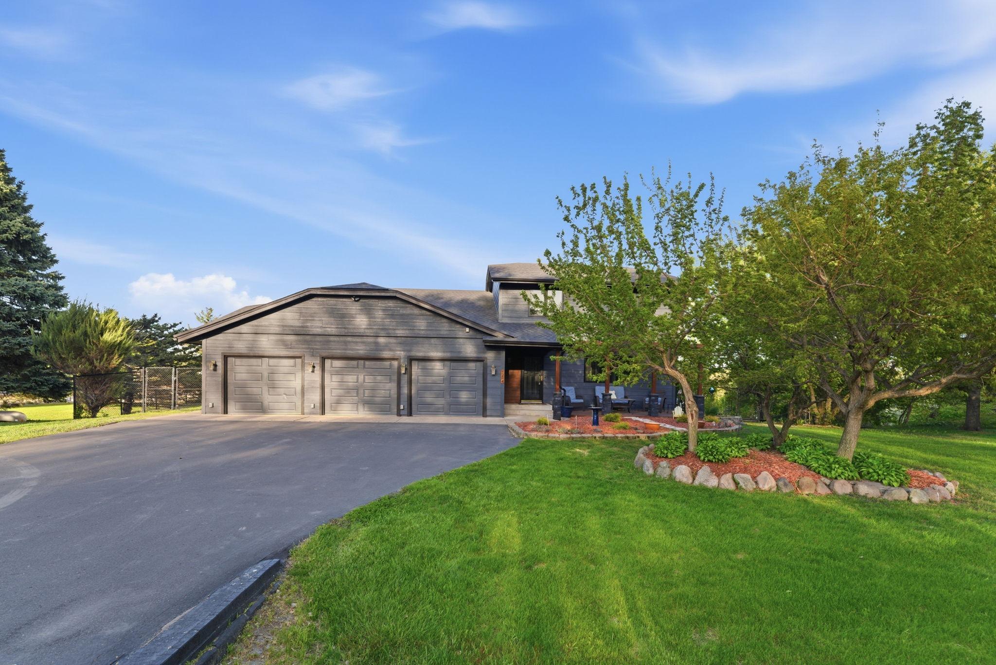 1294 Jamison Ave NE, Saint Michael, MN 55376