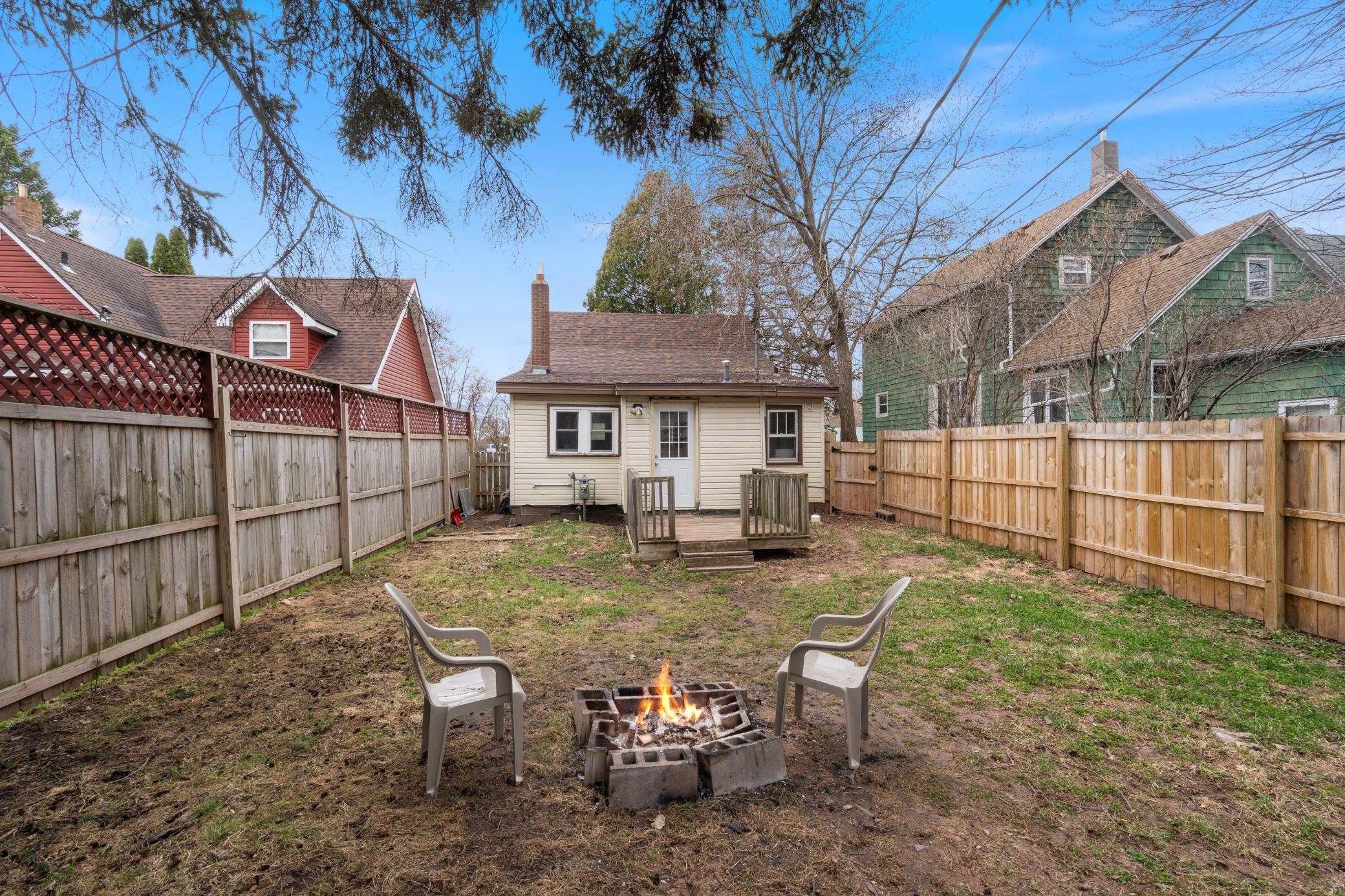 2436 Oakes Ave, Superior, WI 54880