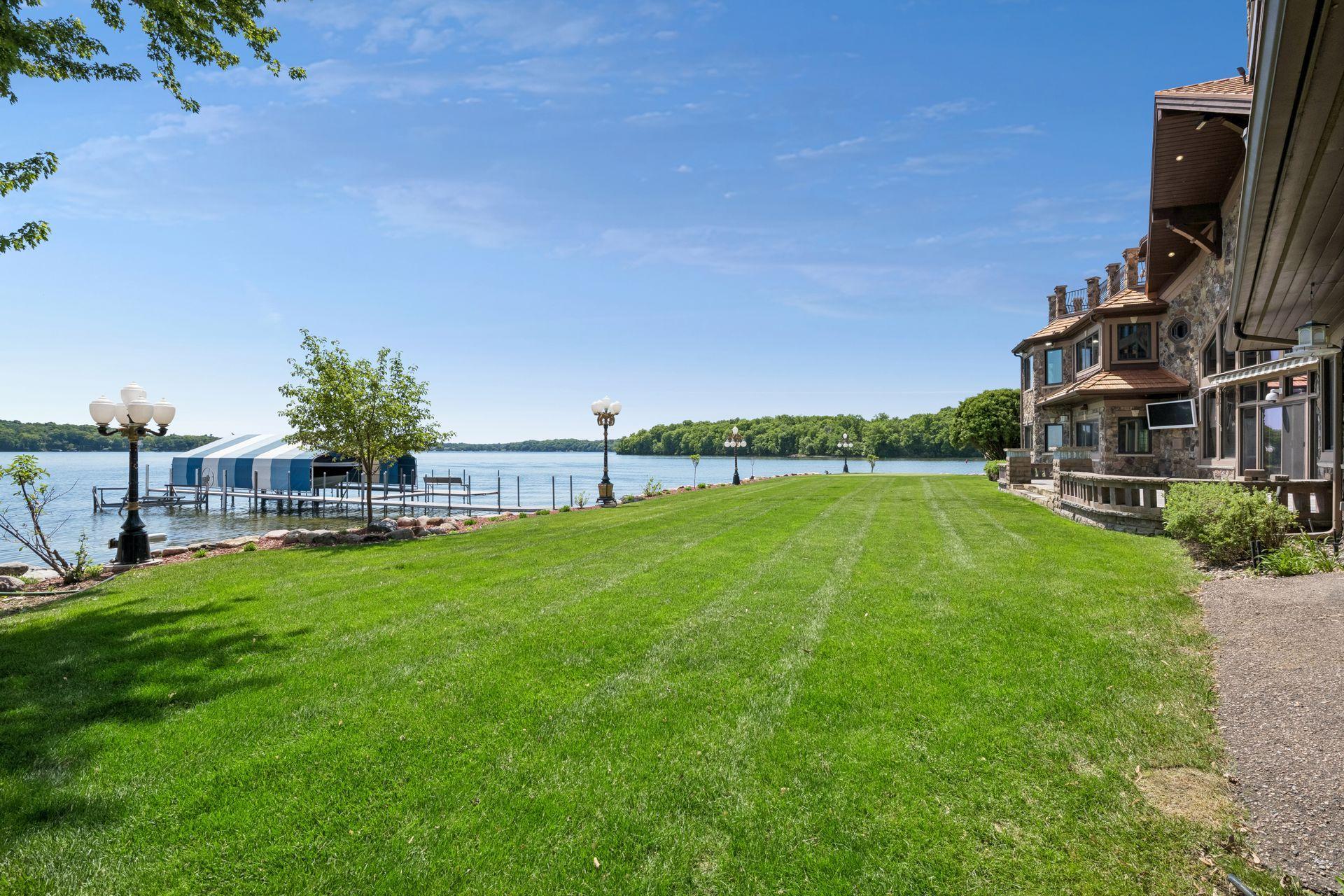 4100 Enchanted Ln, Mound, MN 55364