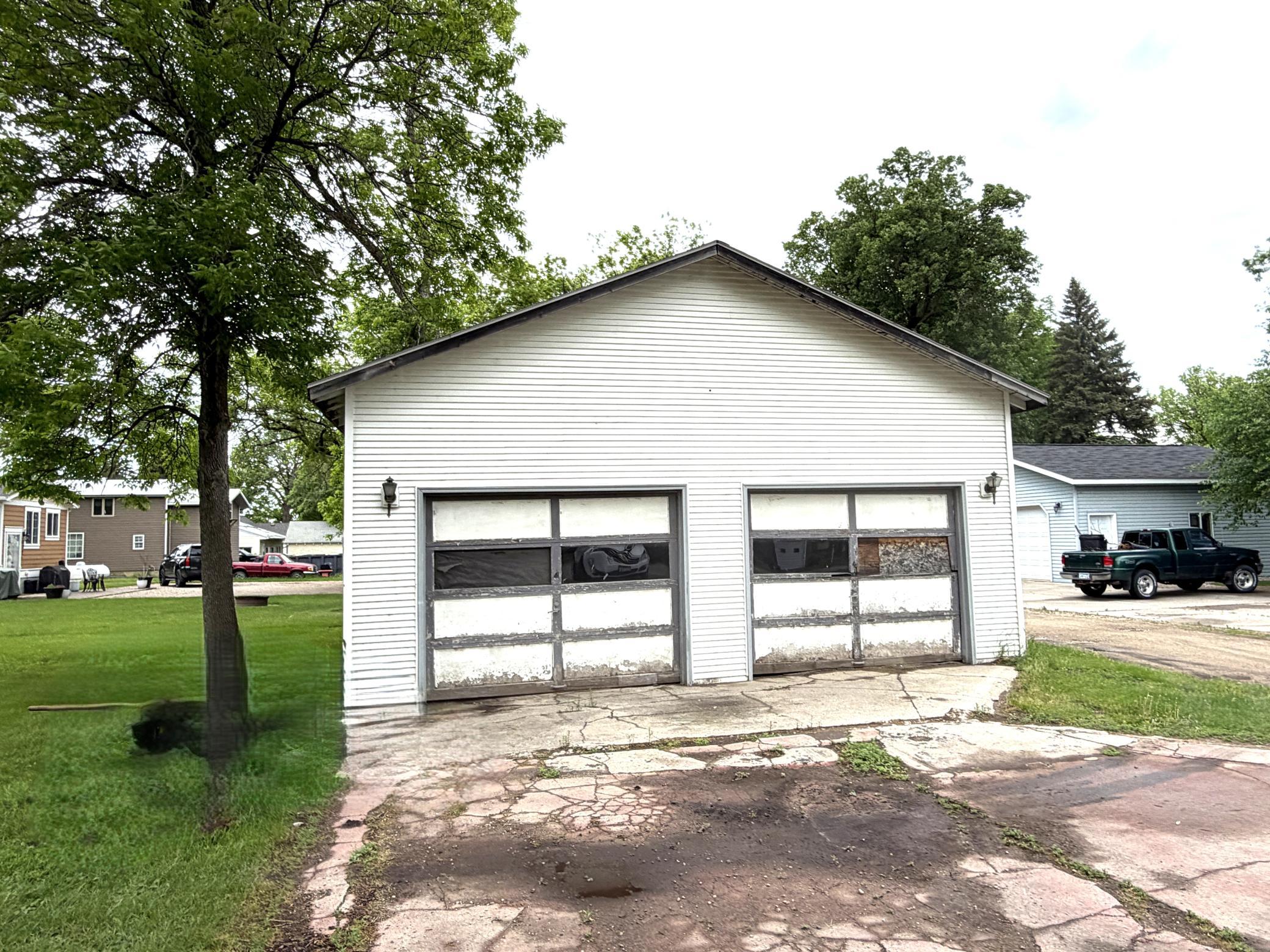 420 2nd Ave S, Erskine, MN 56535