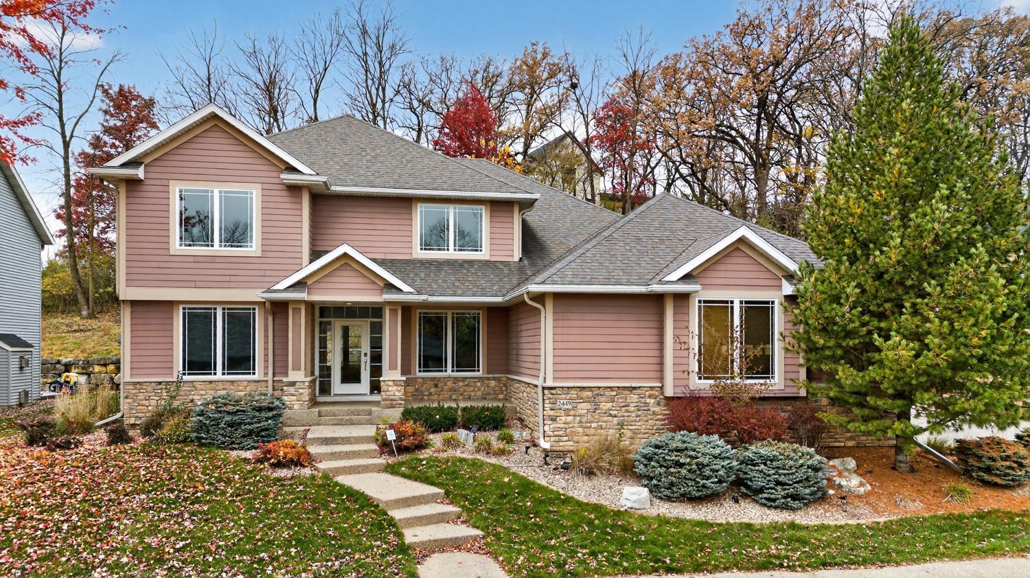 2449 Salem Heights Ln SW, Rochester, MN 55902