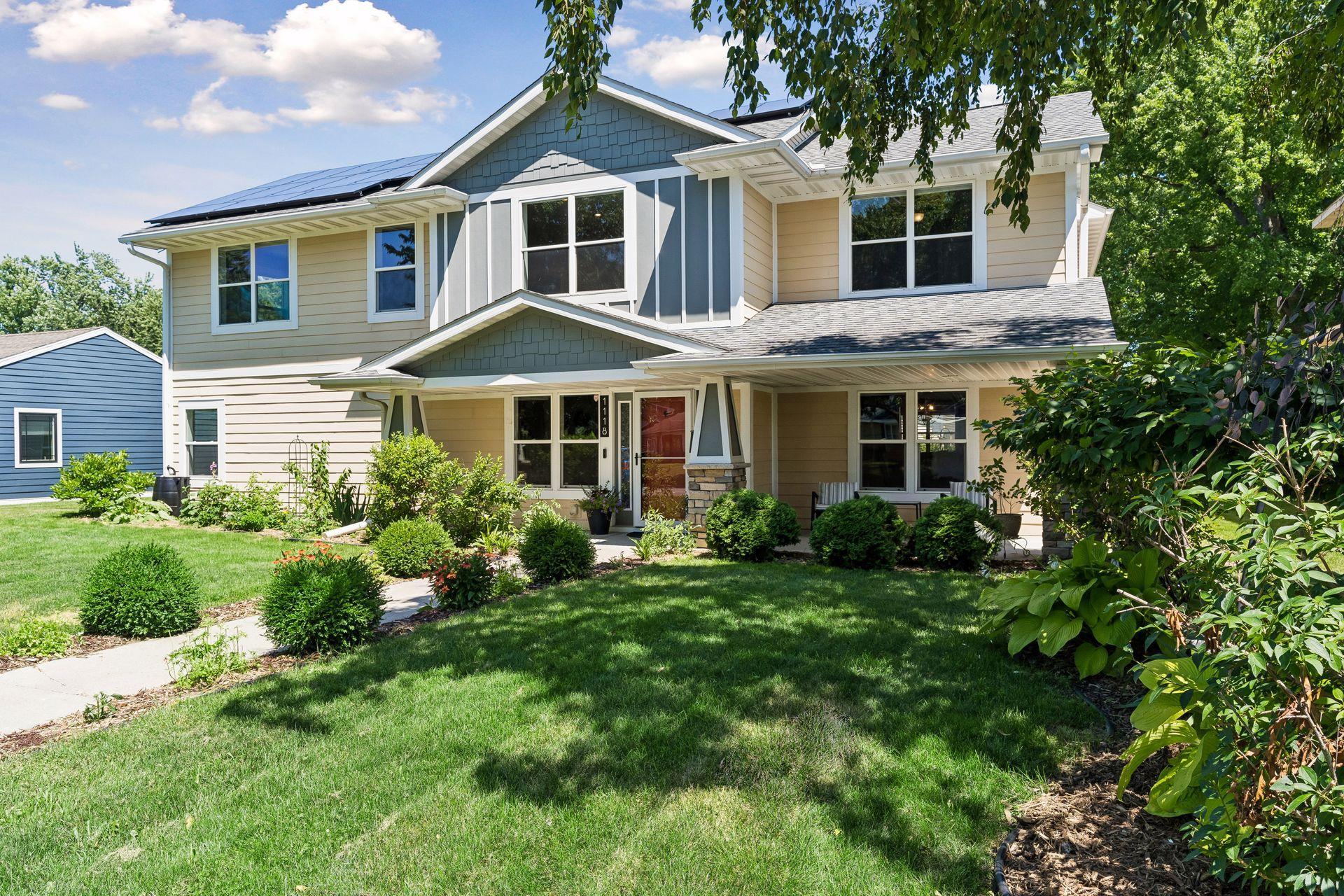 1118 Bowdoin St, Saint Paul, MN 55116