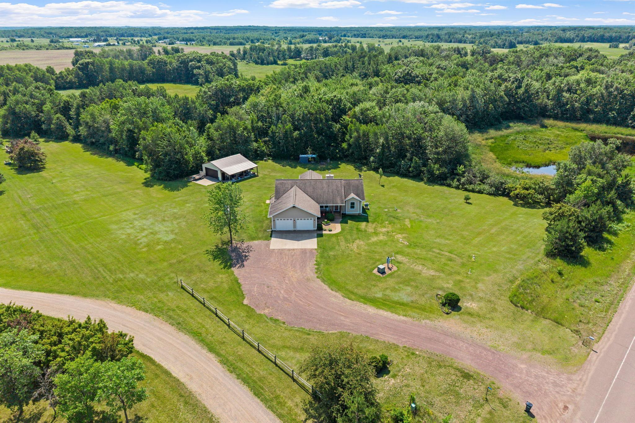 35084 Hinckley Rd, Hinckley, MN 55037