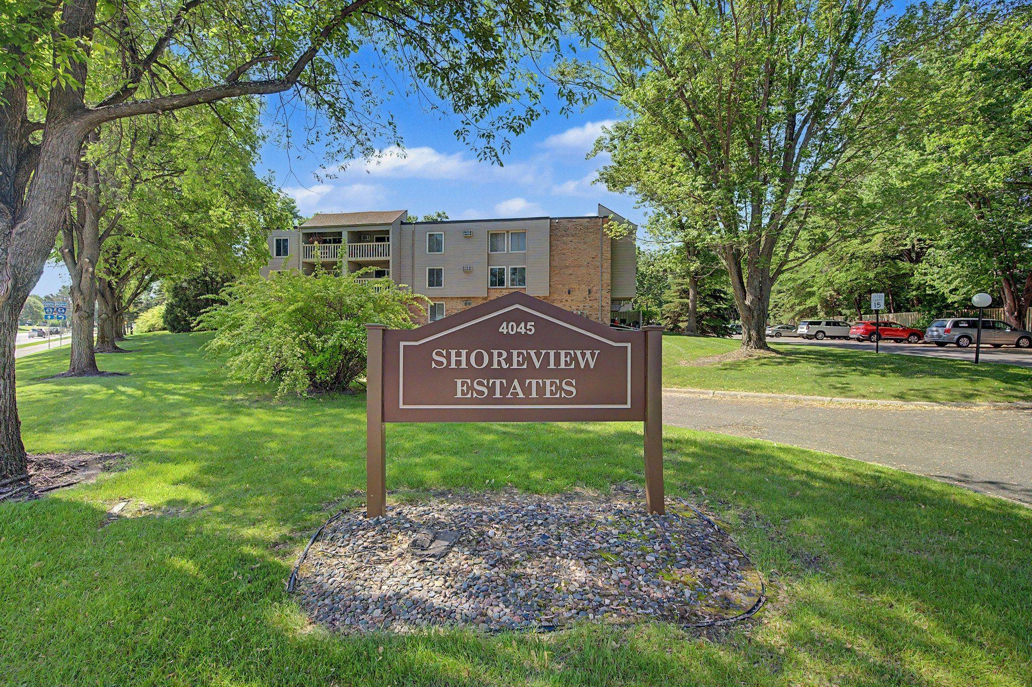 4045 Hodgson Rd #107, Shoreview, MN 55126