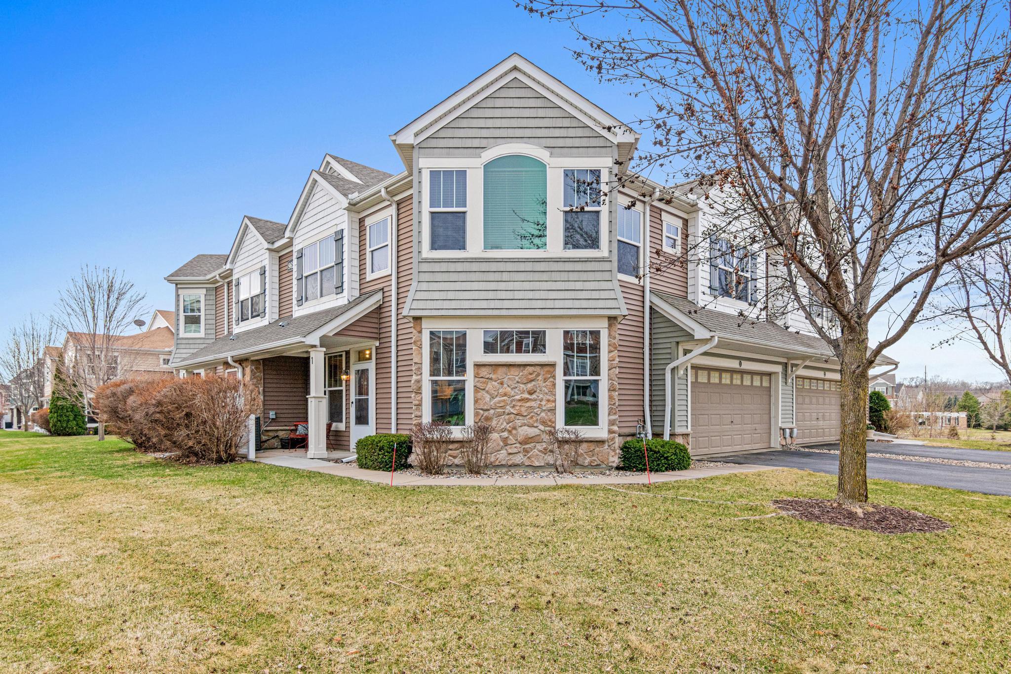 9620 Washington Blvd #1, Chanhassen, MN 55317