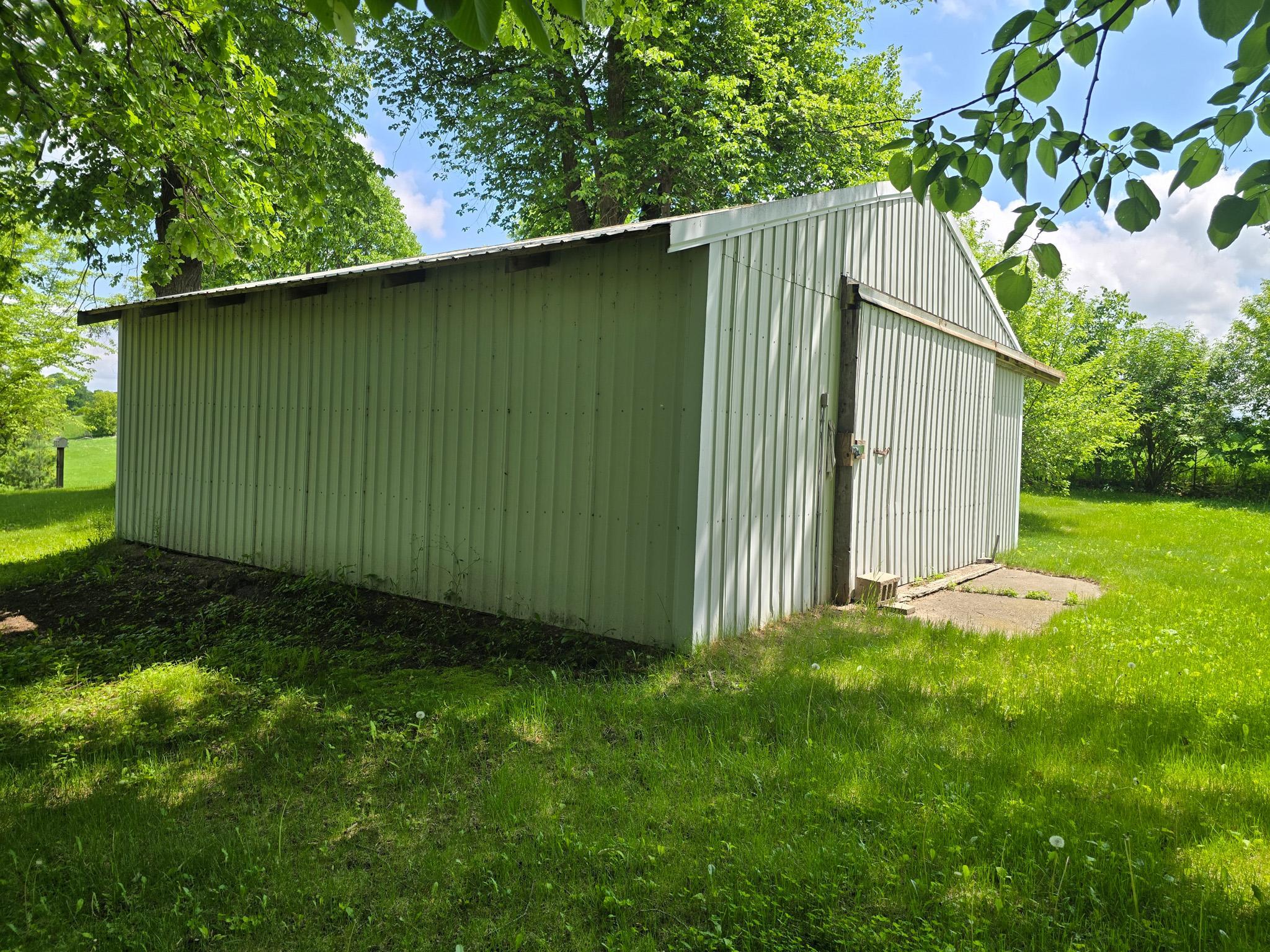321 E Scharf Ave, Vergas, MN 56587