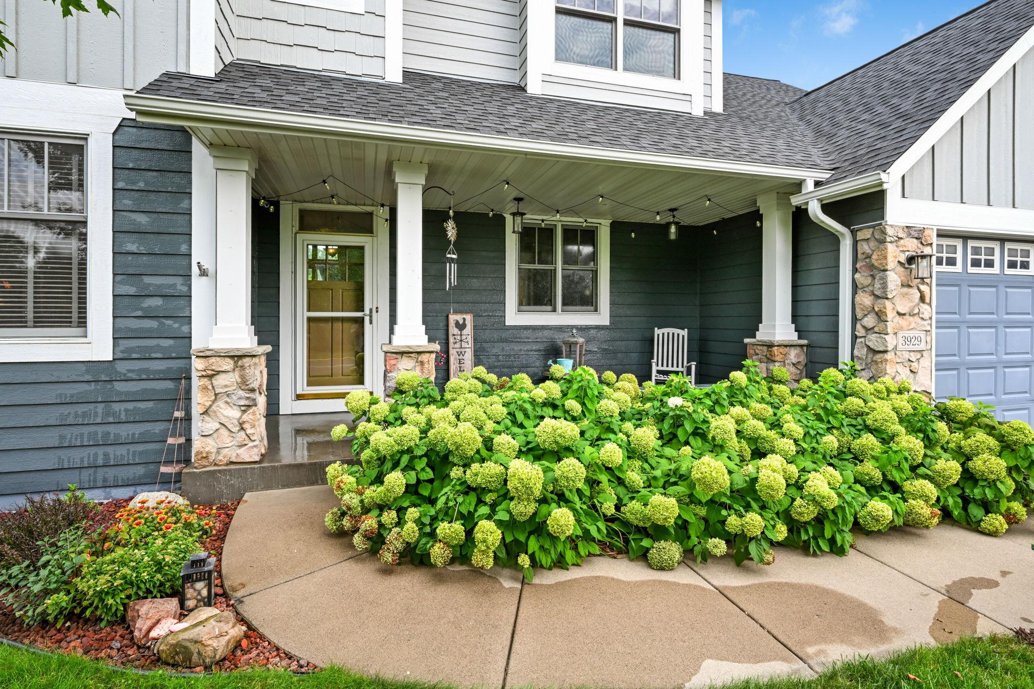 3929 Evermoor Pw, Rosemount, MN 55068