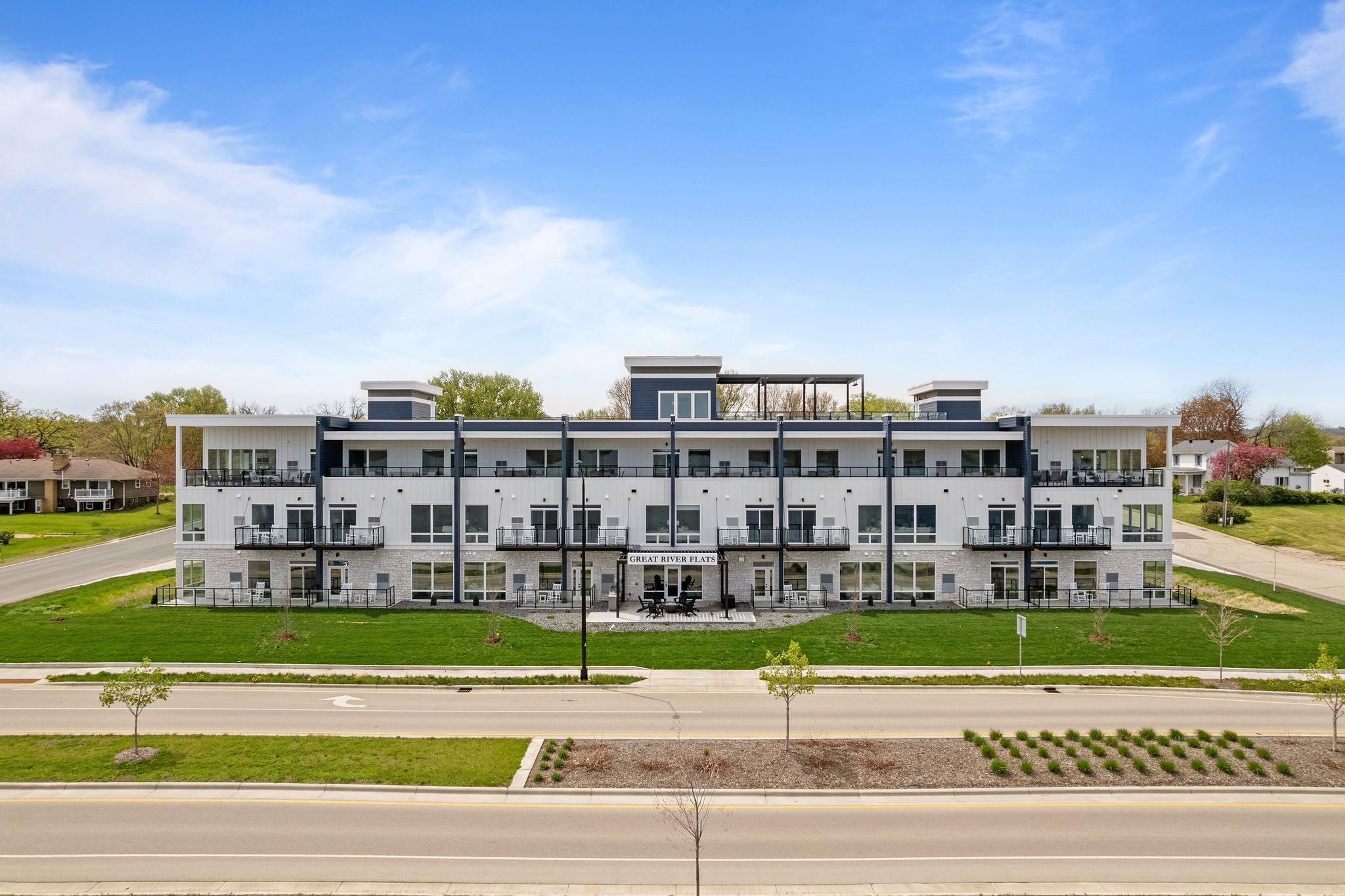 907 N Lakeshore Dr #106, Lake City, MN 55041