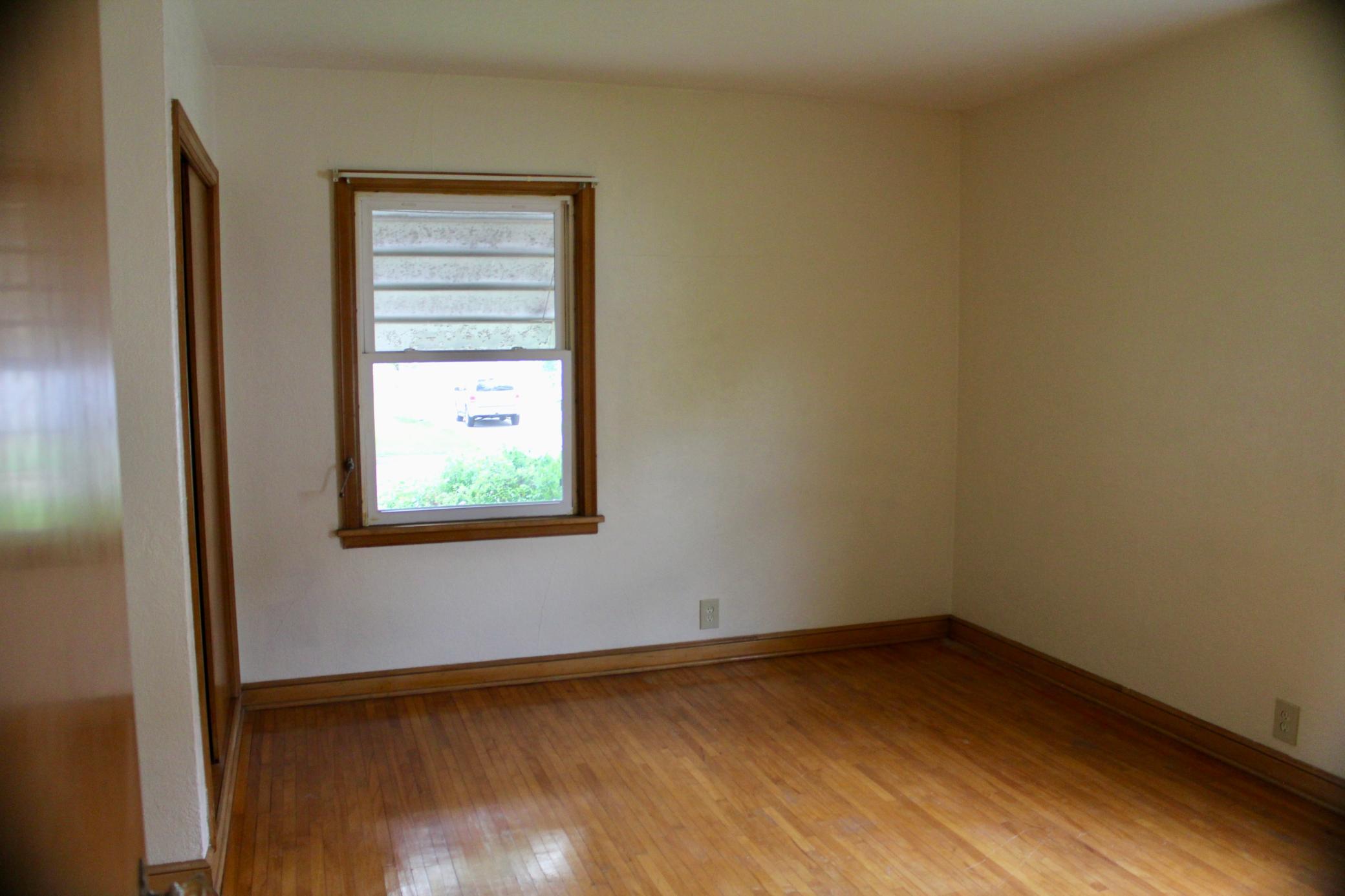 827 Ash Ave, Gibbon, MN 55335