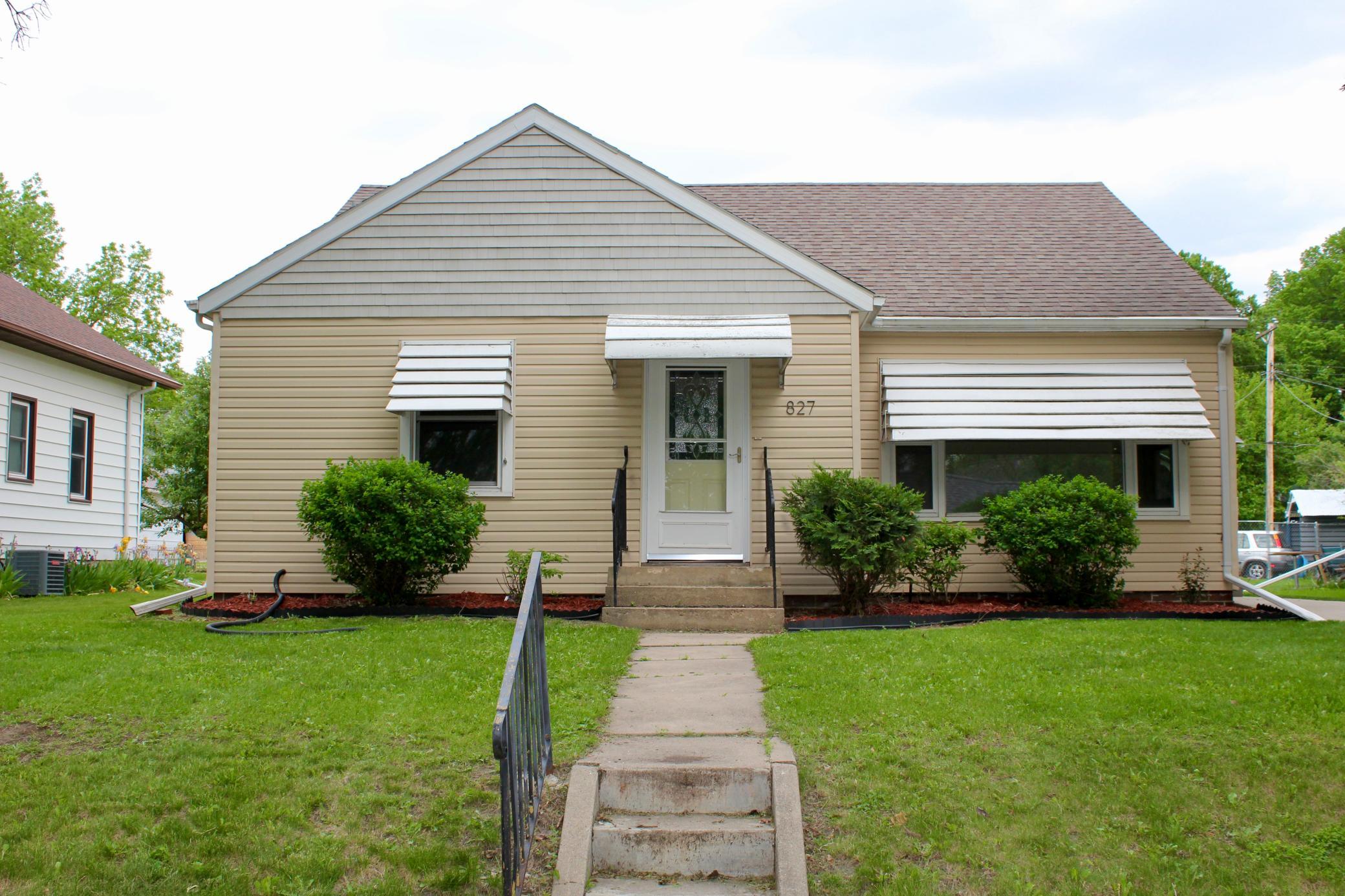827 Ash Ave, Gibbon, MN 55335