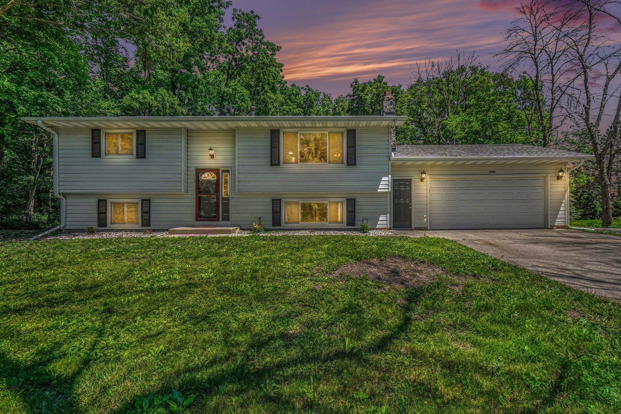 27835 Lavonne St, New Prague, MN 56071
