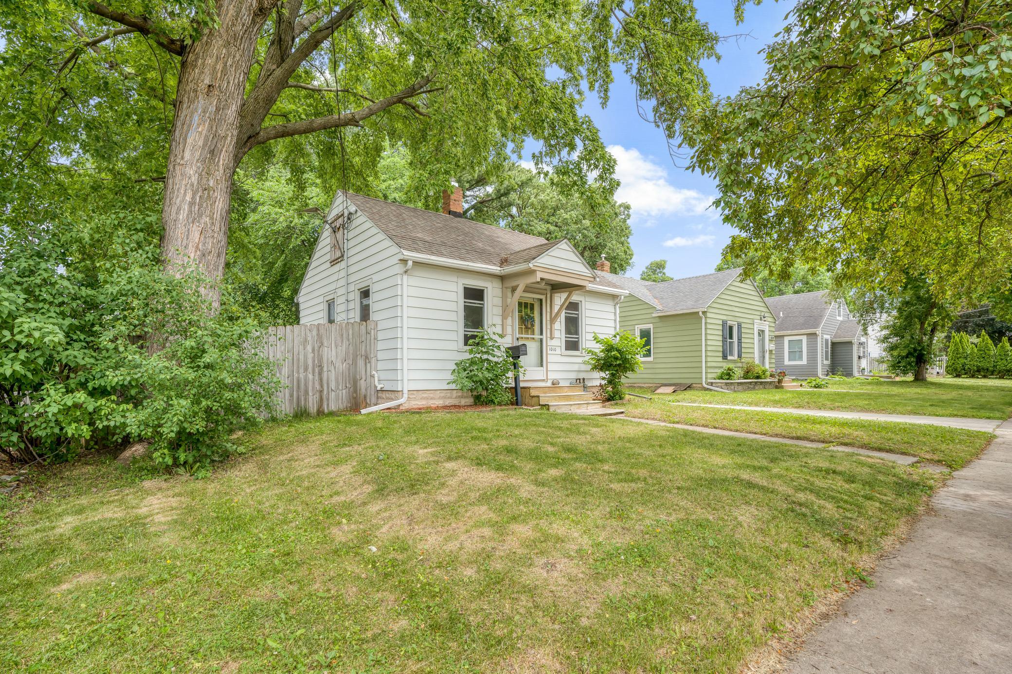 1010 9th Ave SE, Rochester, MN 55904