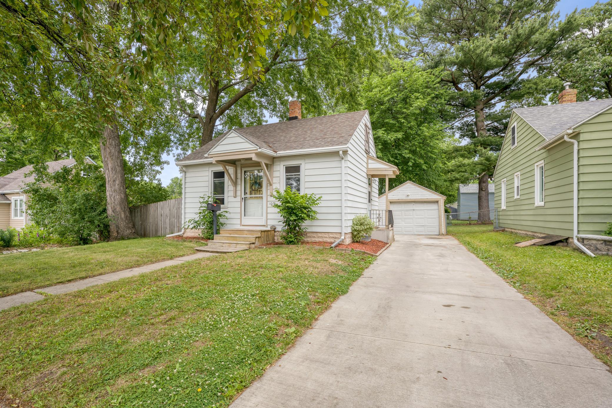 1010 9th Ave SE, Rochester, MN 55904