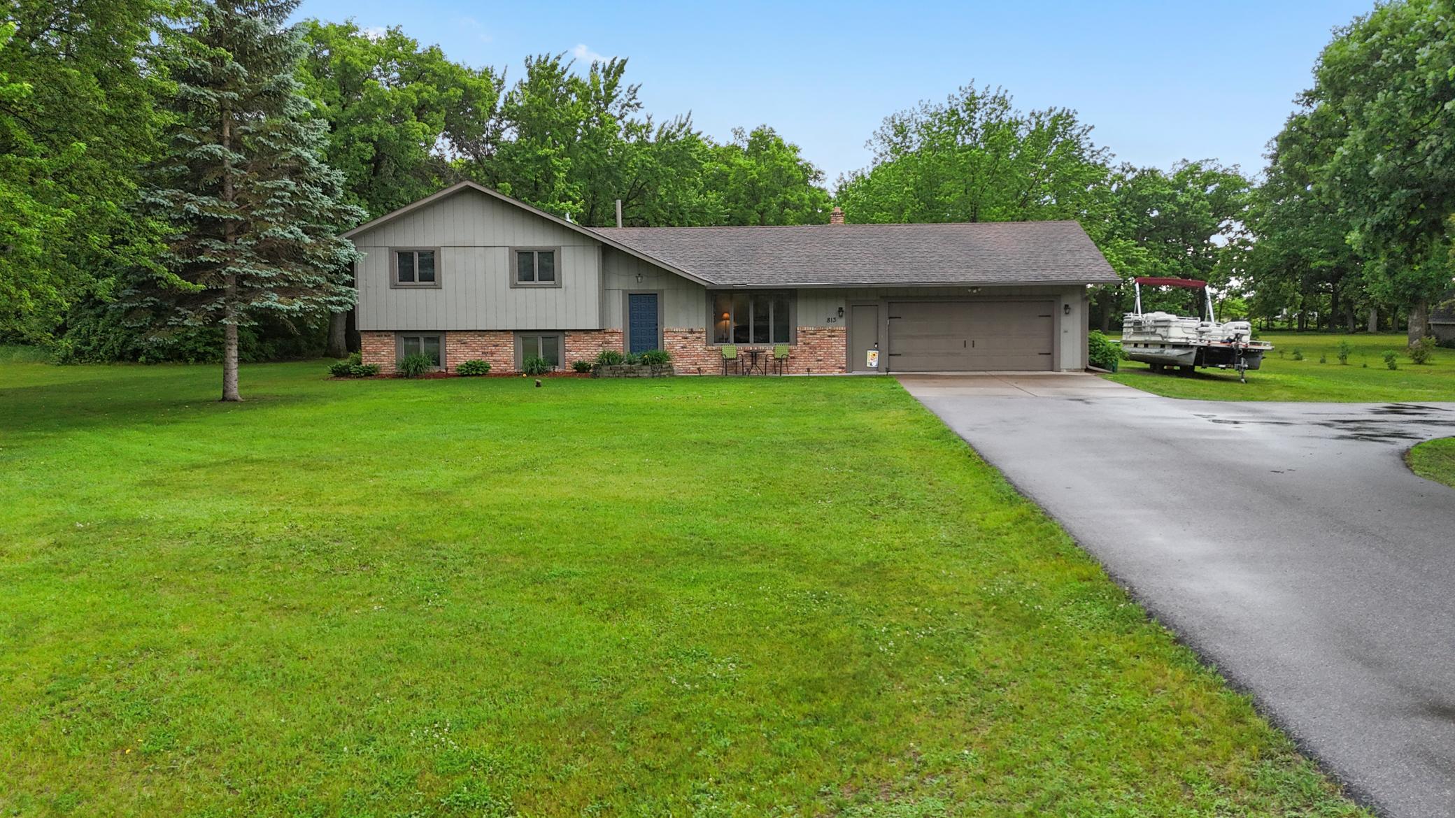 813 N Birch St, Royalton, MN 56373