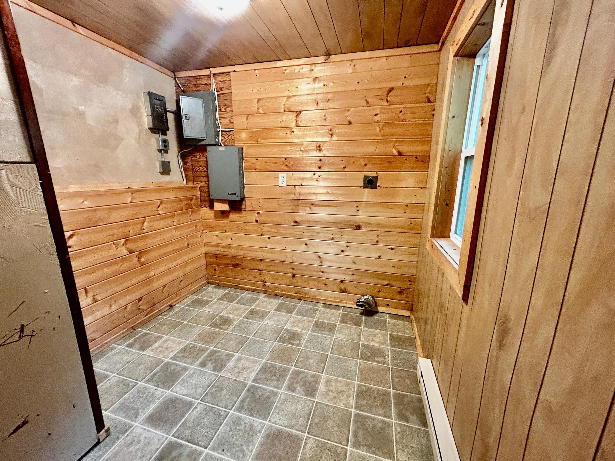 404 E Gilman St, New York Mills, MN 56567