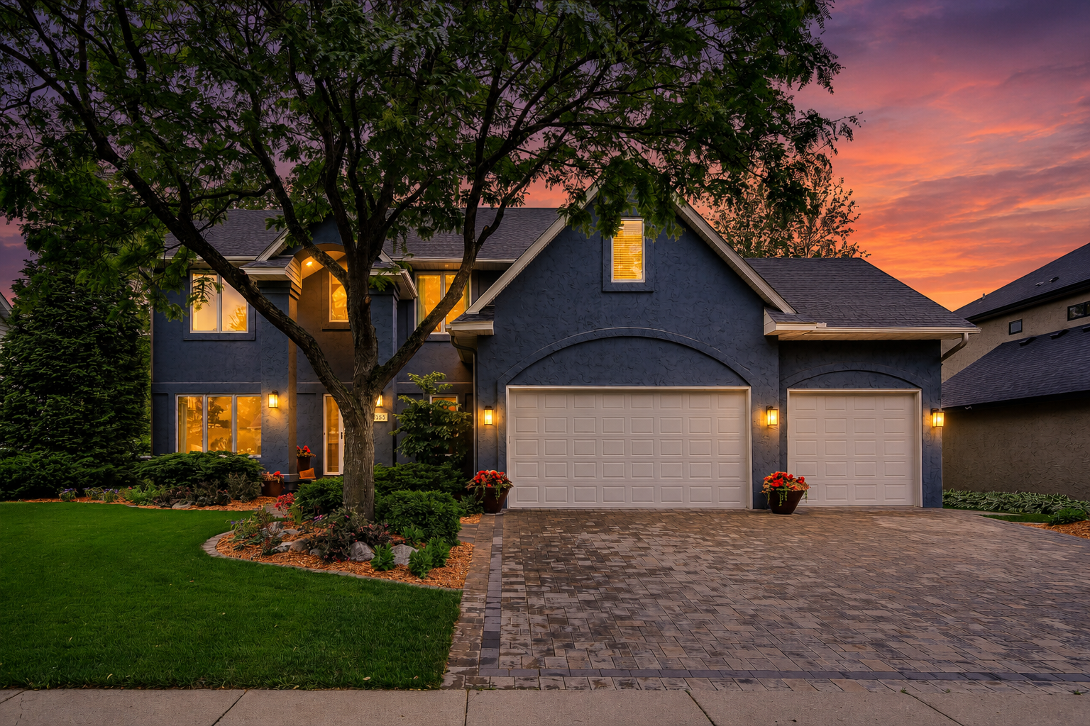 9353 Shetland Rd, Eden Prairie, MN 55347
