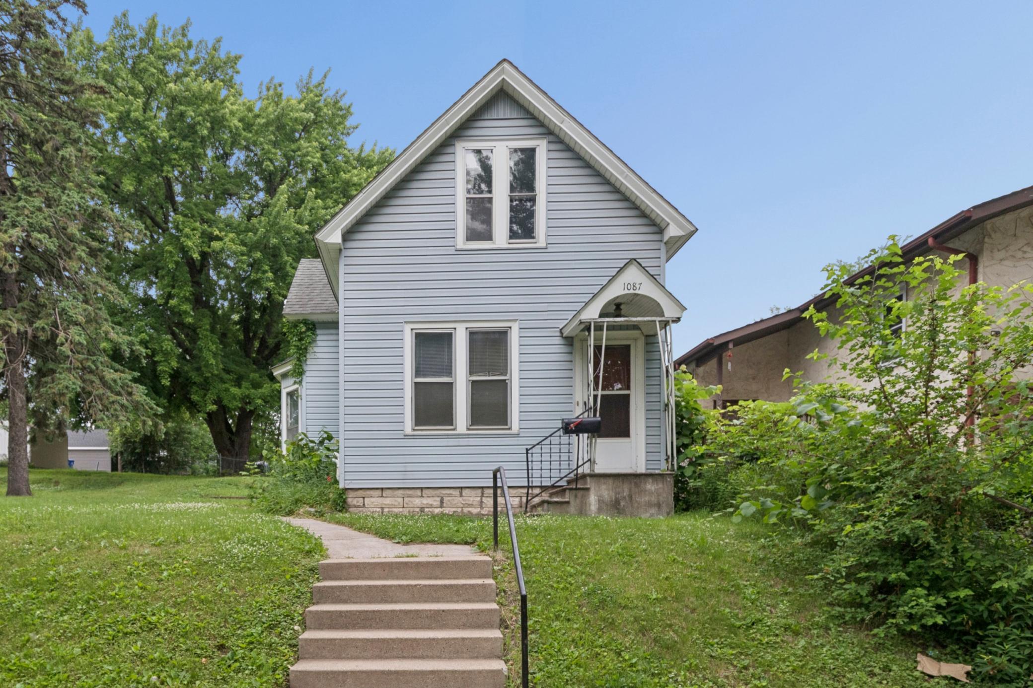 1087 Matilda St, Saint Paul, MN 55117