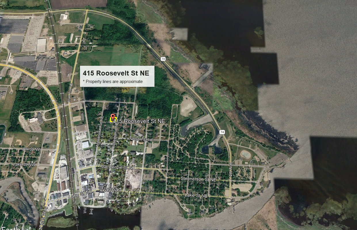 415 Roosevelt St NE, Warroad, MN 56763