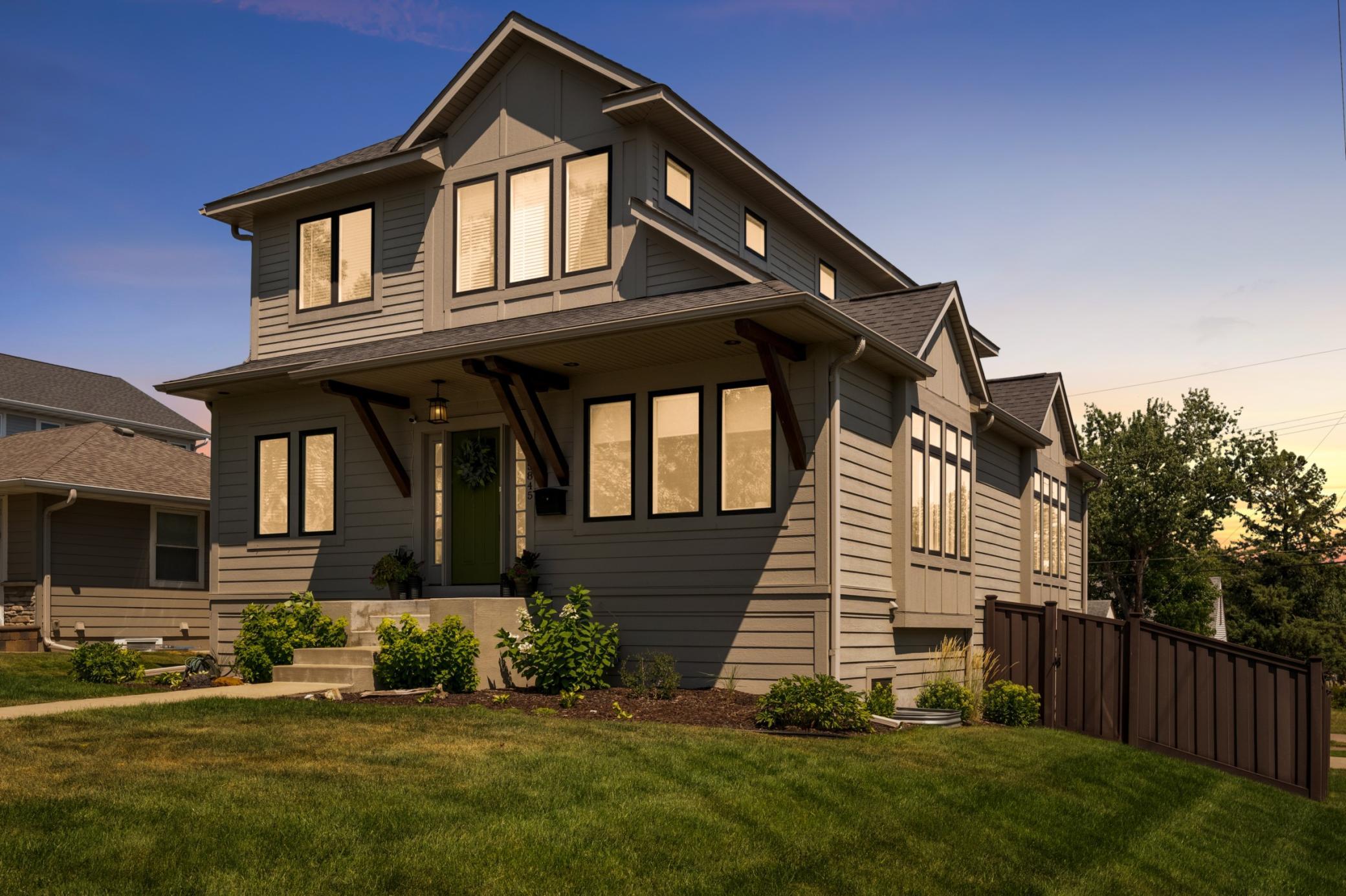 5845 York Ave S, Edina, MN 55410