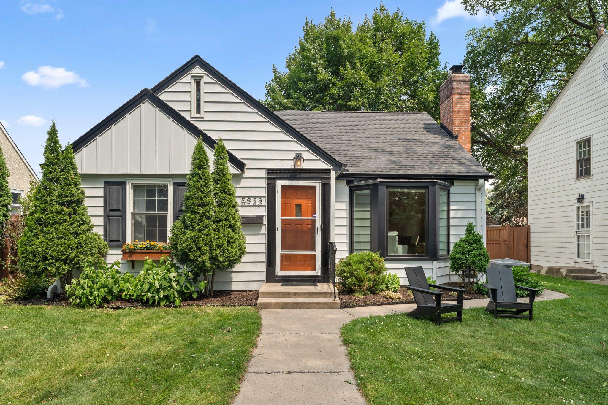 5933 Columbus Ave, Minneapolis, MN 55417