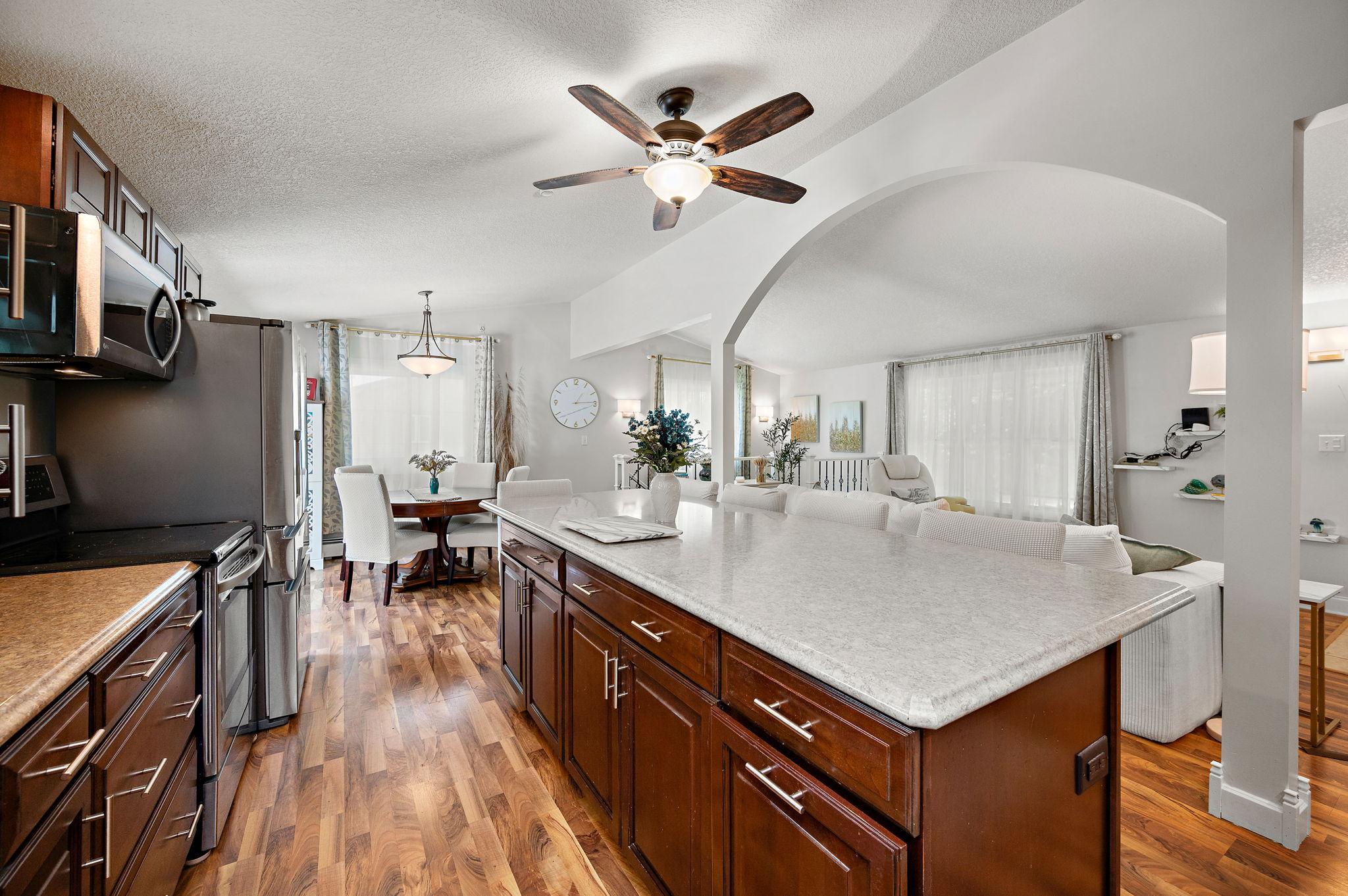 1490 Rainbow Ave, Maple Plain, MN 55359