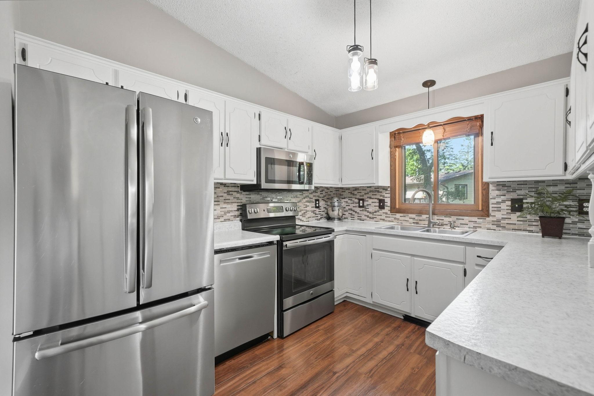 10982 Robinson Dr NW, Coon Rapids, MN 55433