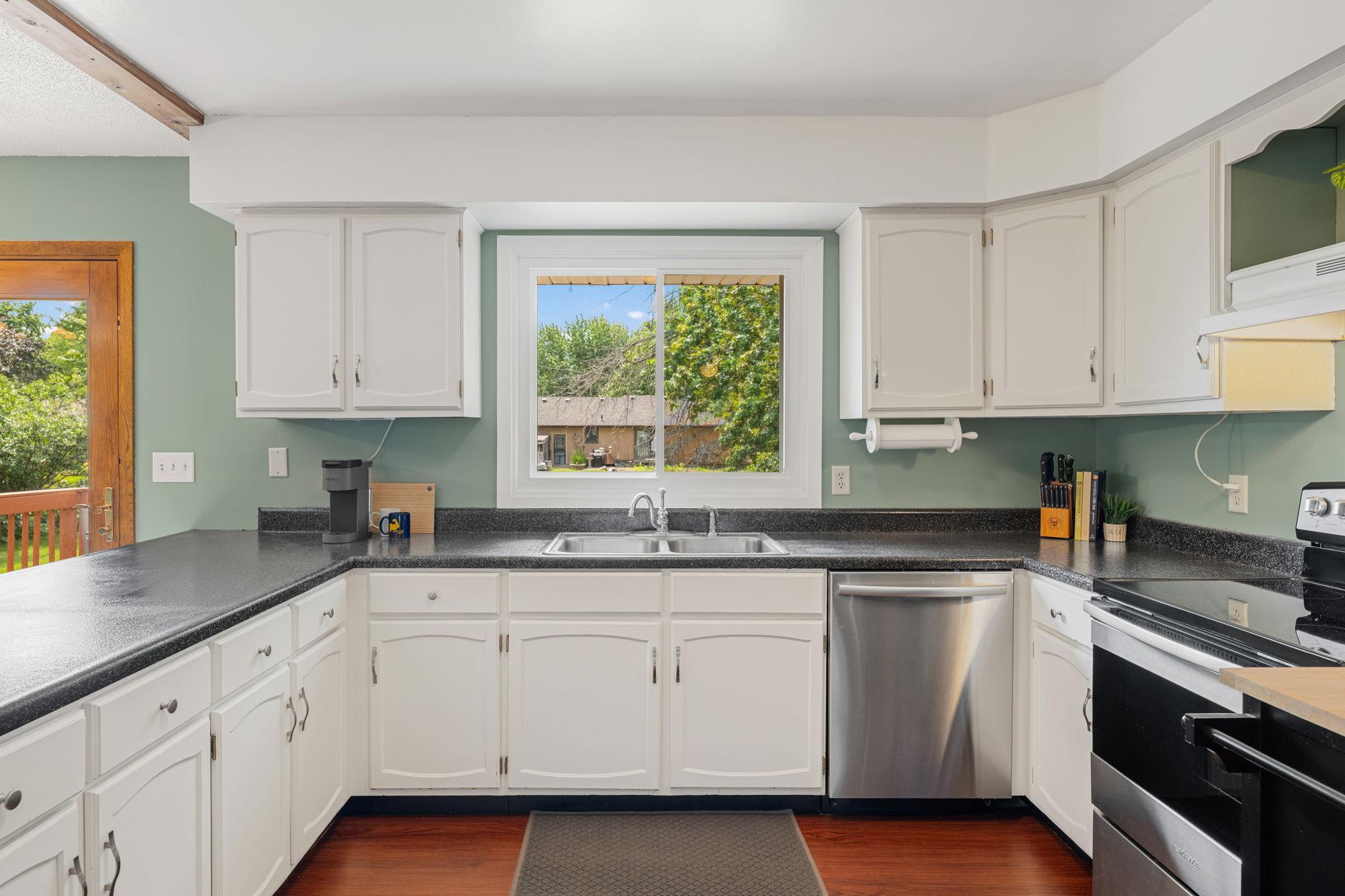 13401 Arrowood Ln N, Dayton, MN 55327