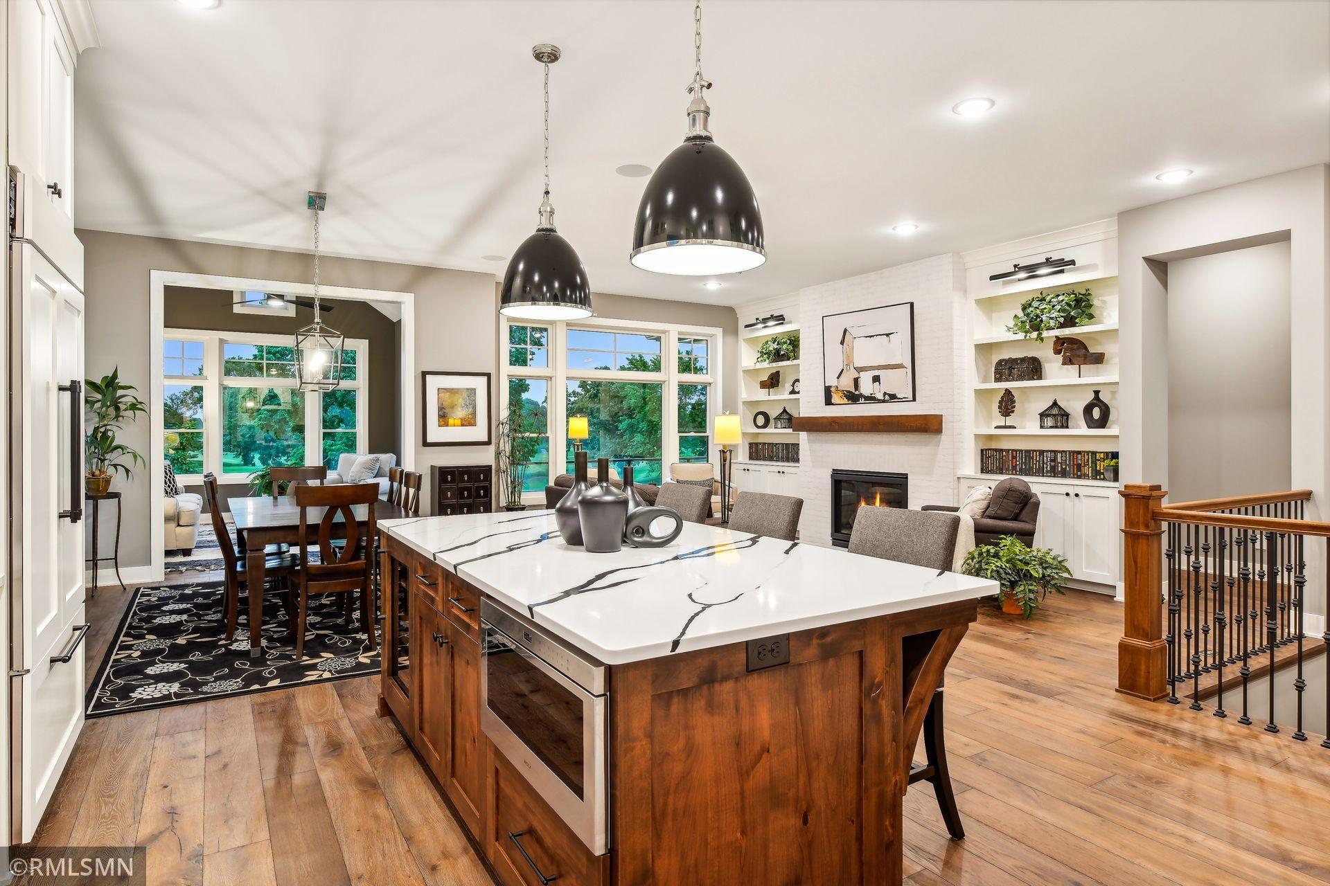 1230 Greenway Ps, Golden Valley, MN 55427